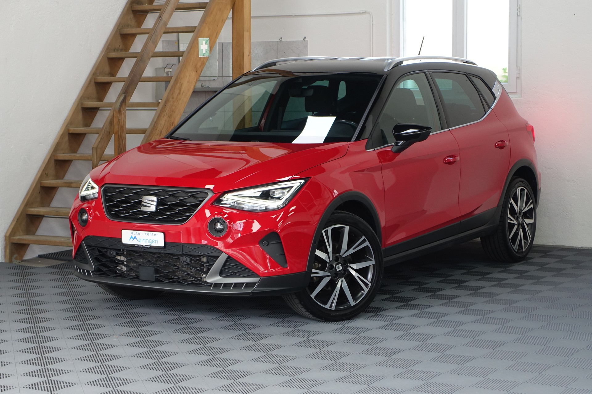 SEAT Arona 1.5 TSI FR DSG-image-0