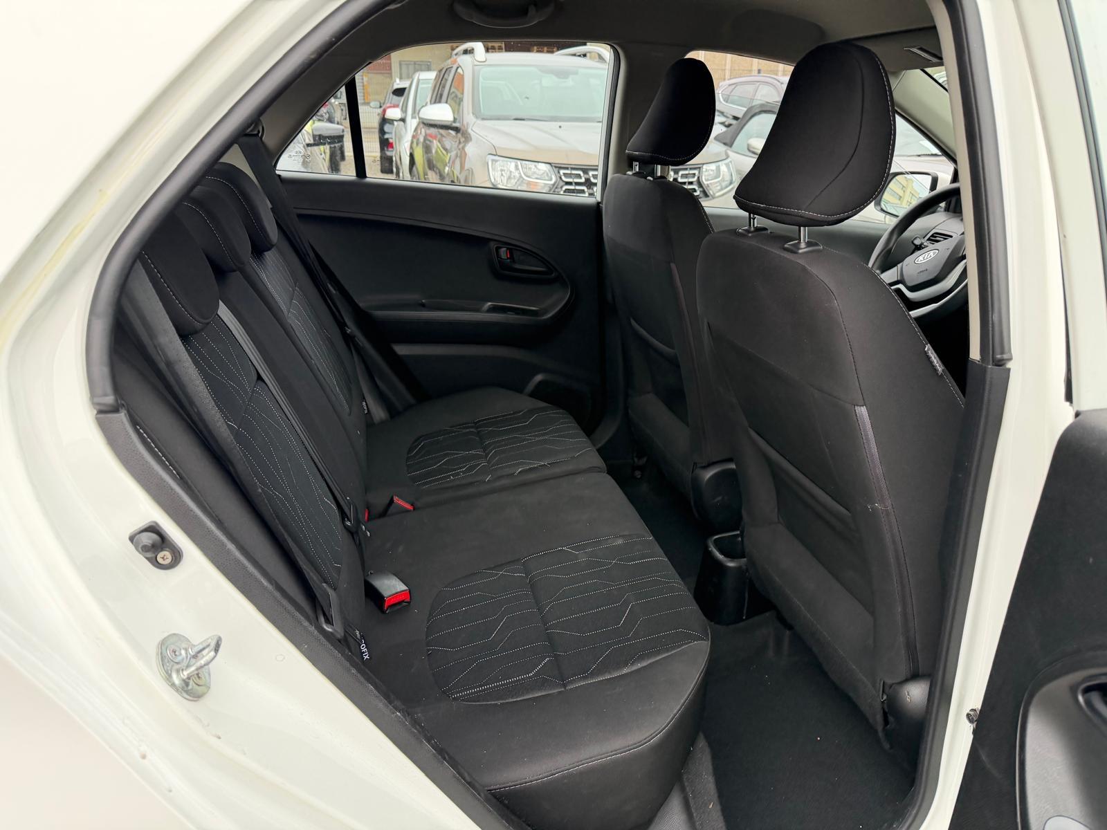 KIA Picanto 1.0 12V Trend-image-10