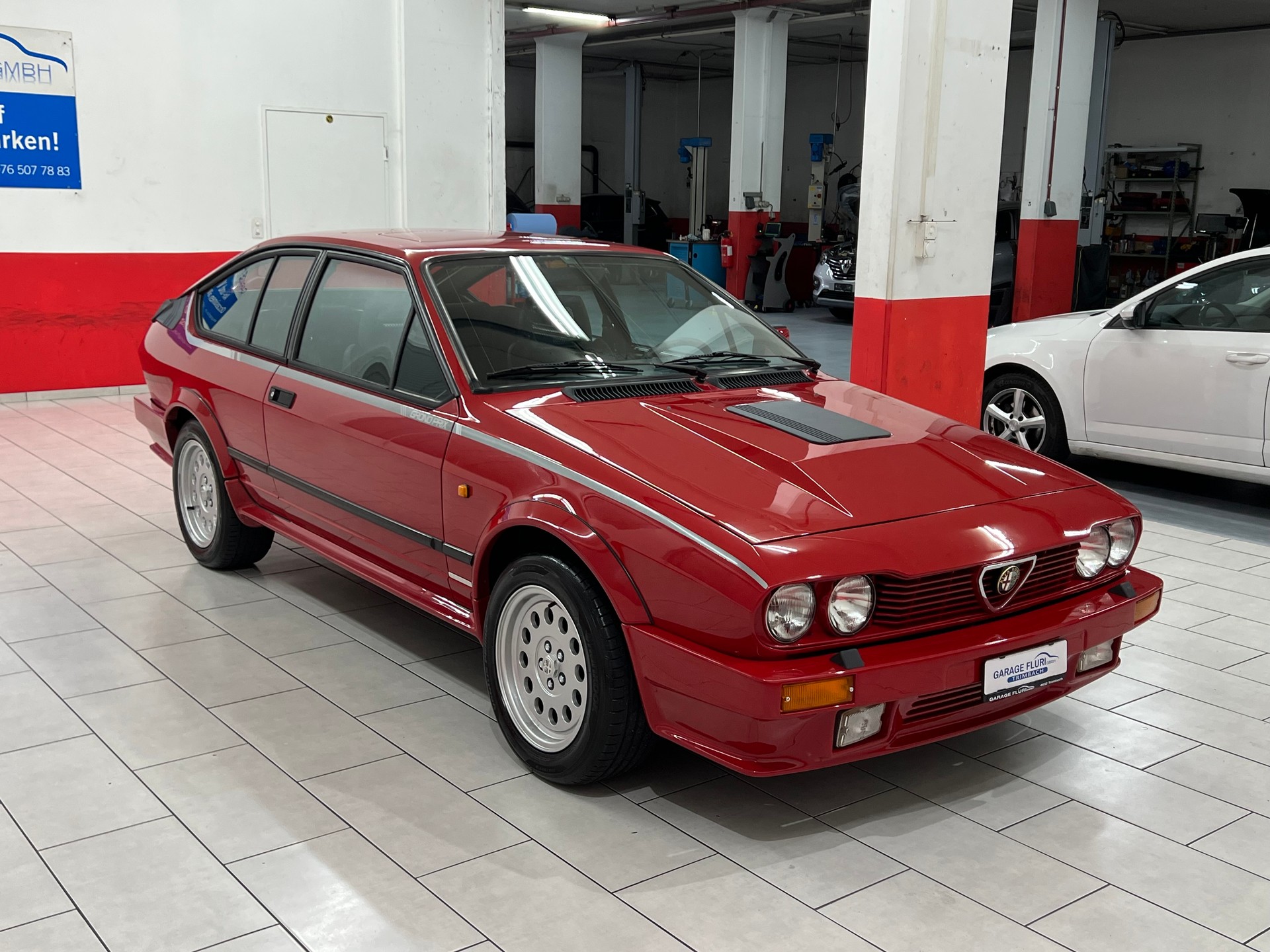 ALFA ROMEO GTV 6 2.5 Grand Prix-image-4