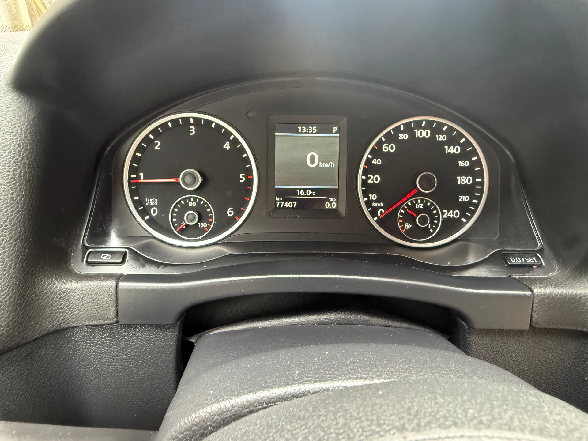 VW Tiguan 2.0 TDI BlueMotion Sport&Style 4Motion DSG-image-11