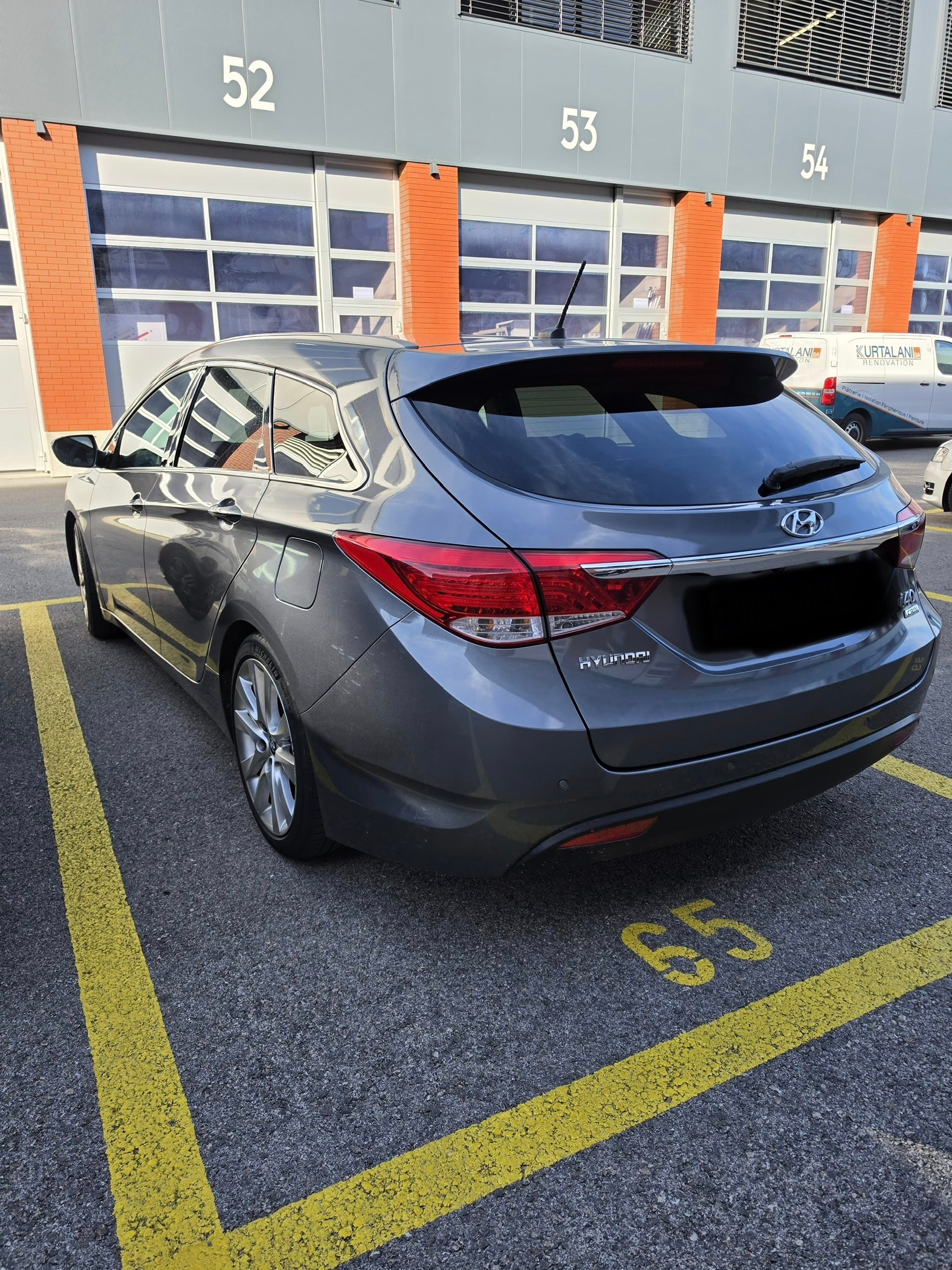 HYUNDAI 1.7 CRDi 136 Premium-image-3