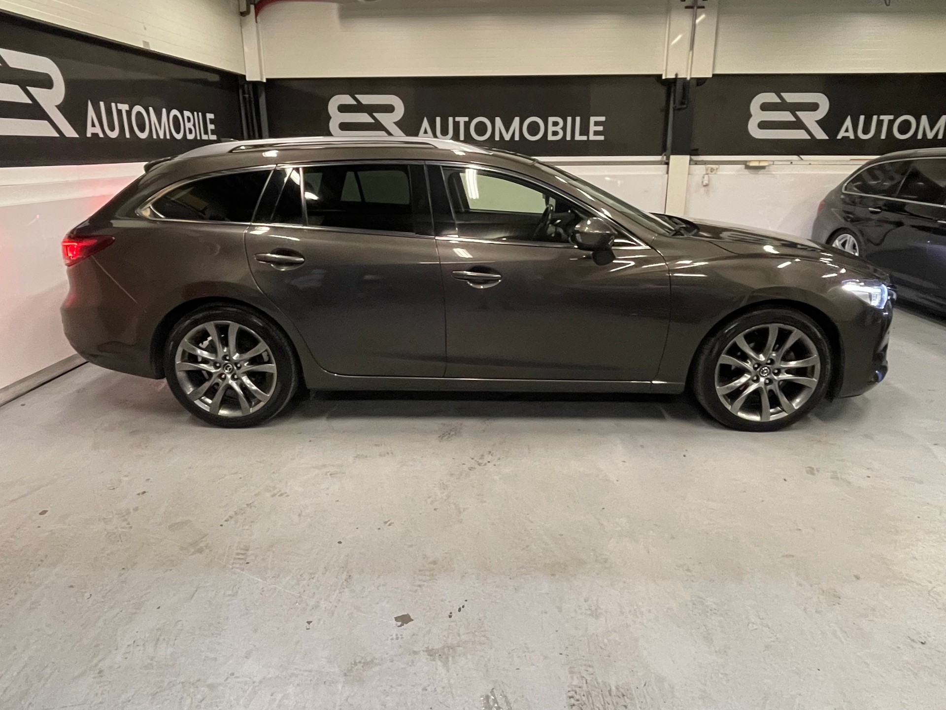 MAZDA 6 SW 2.2 D Revolution AWD Automatic Skyactive-D-image-8
