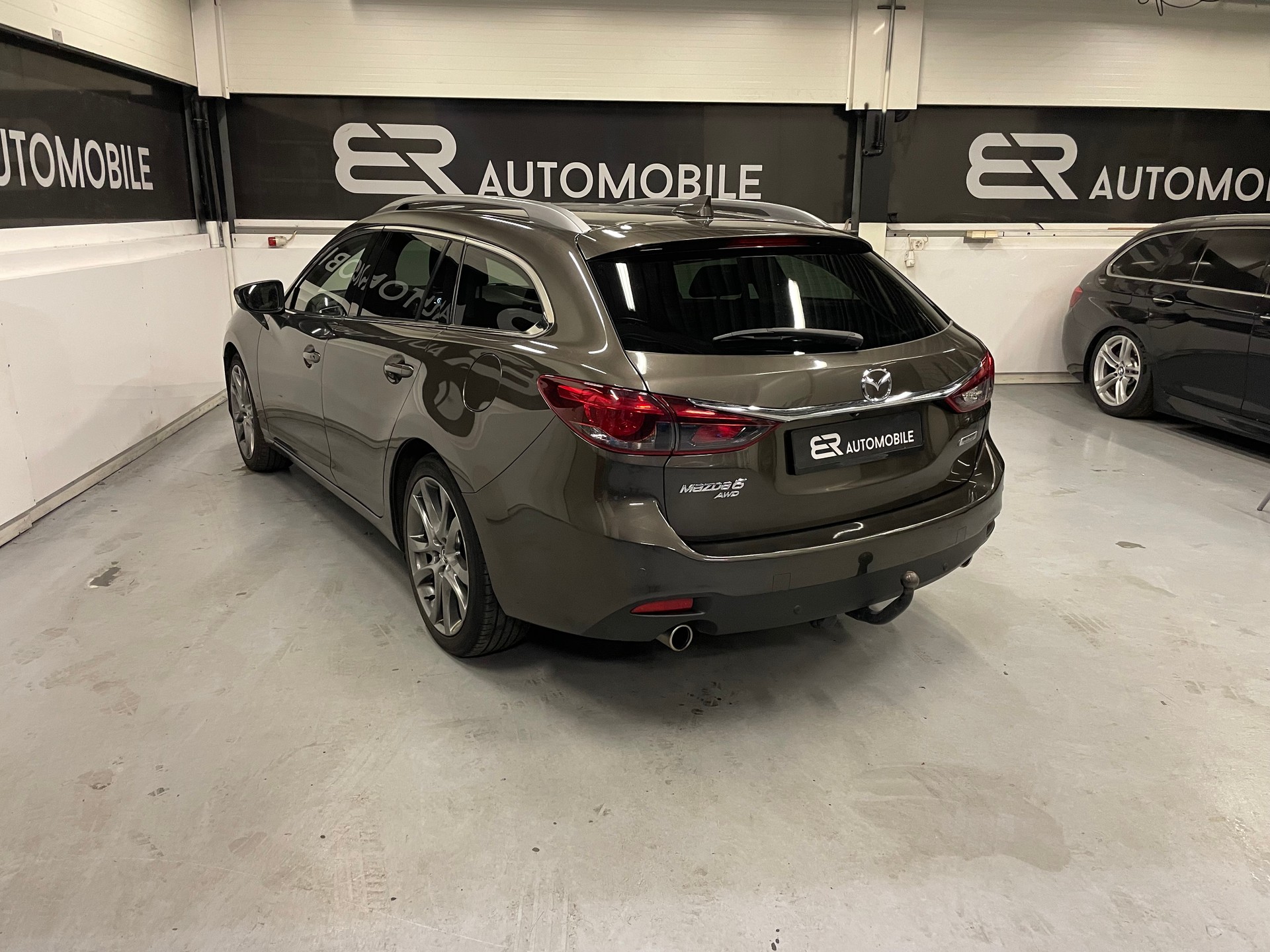 MAZDA 6 SW 2.2 D Revolution AWD Automatic Skyactive-D-image-3