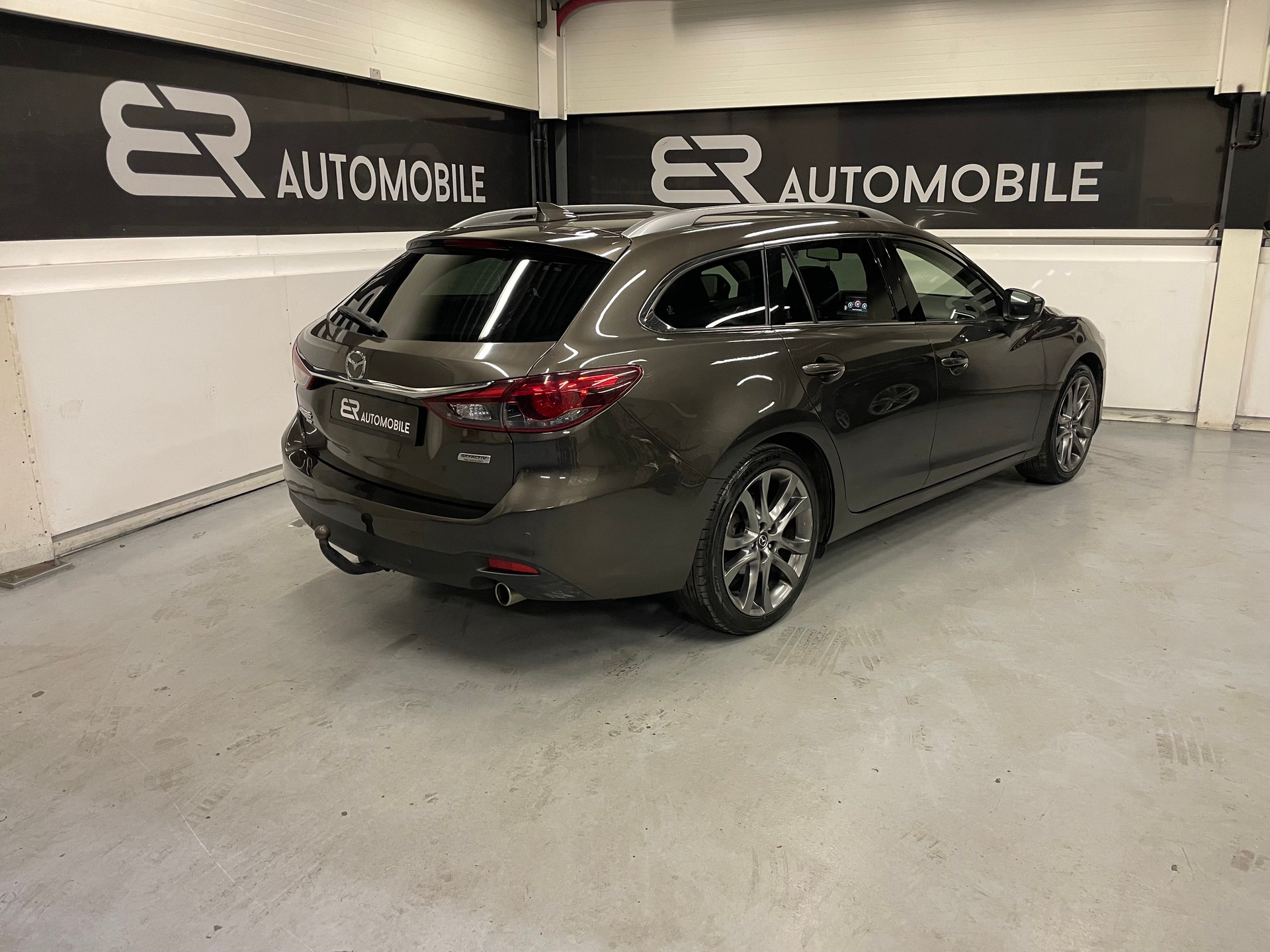 MAZDA 6 SW 2.2 D Revolution AWD Automatic Skyactive-D-image-2