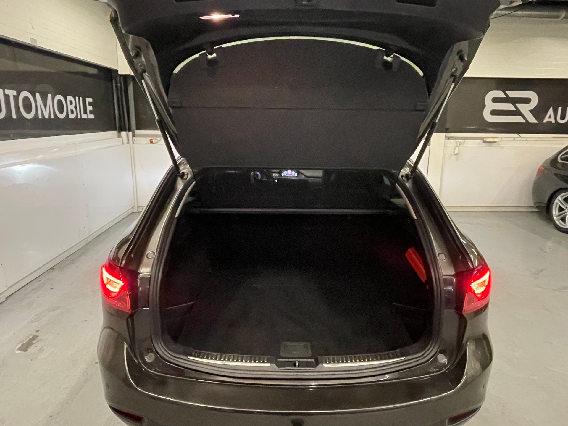 MAZDA 6 SW 2.2 D Revolution AWD Automatic Skyactive-D-image-6