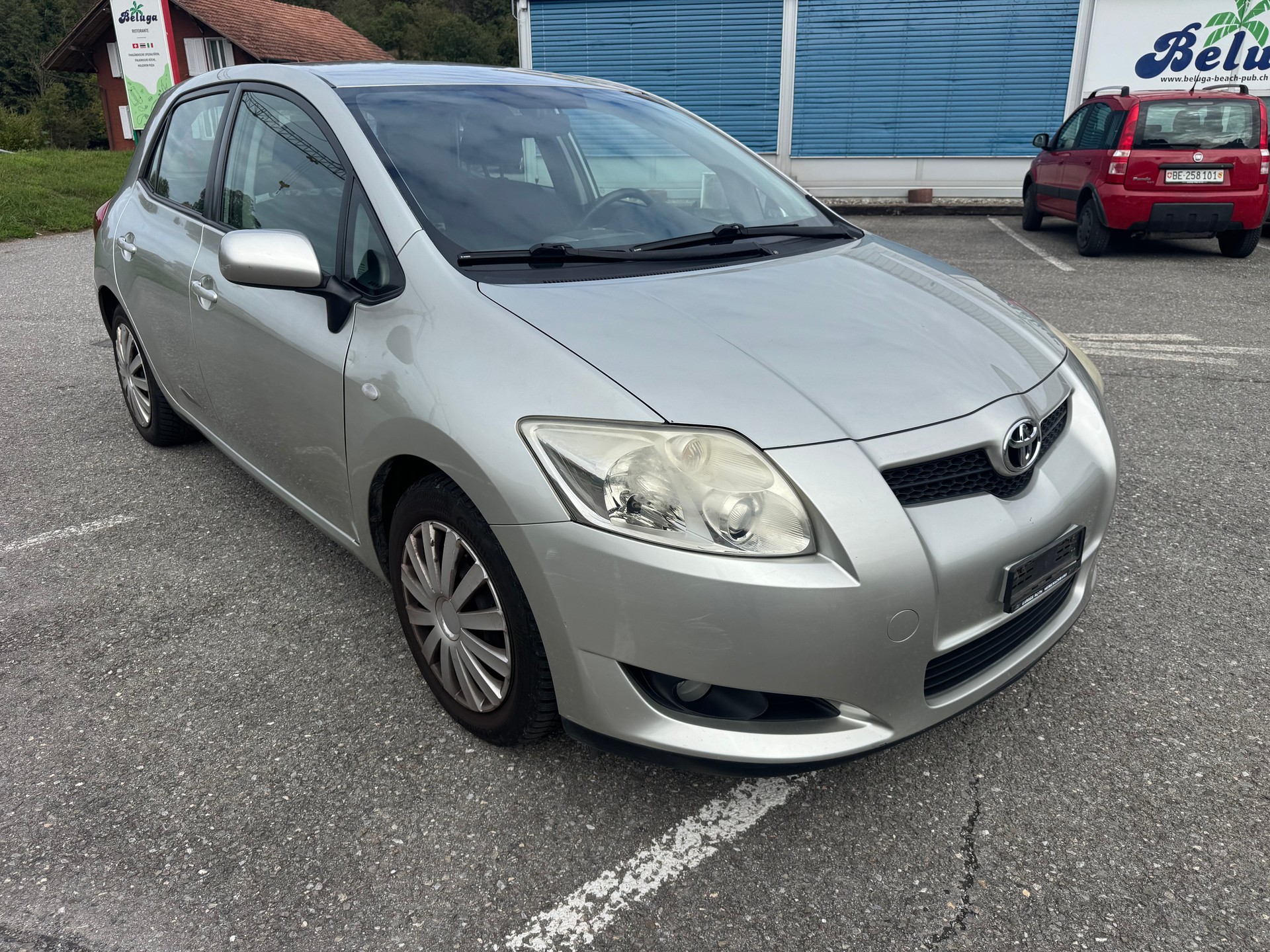 TOYOTA Auris 2.0 D-4D Linea Sol-image-1