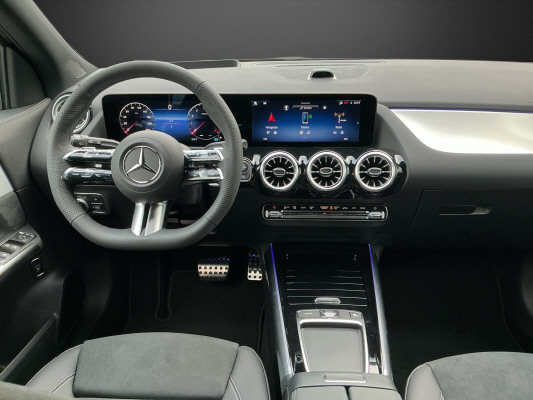 MERCEDES-BENZ GLA 200 Night Star 7G-D-image-7