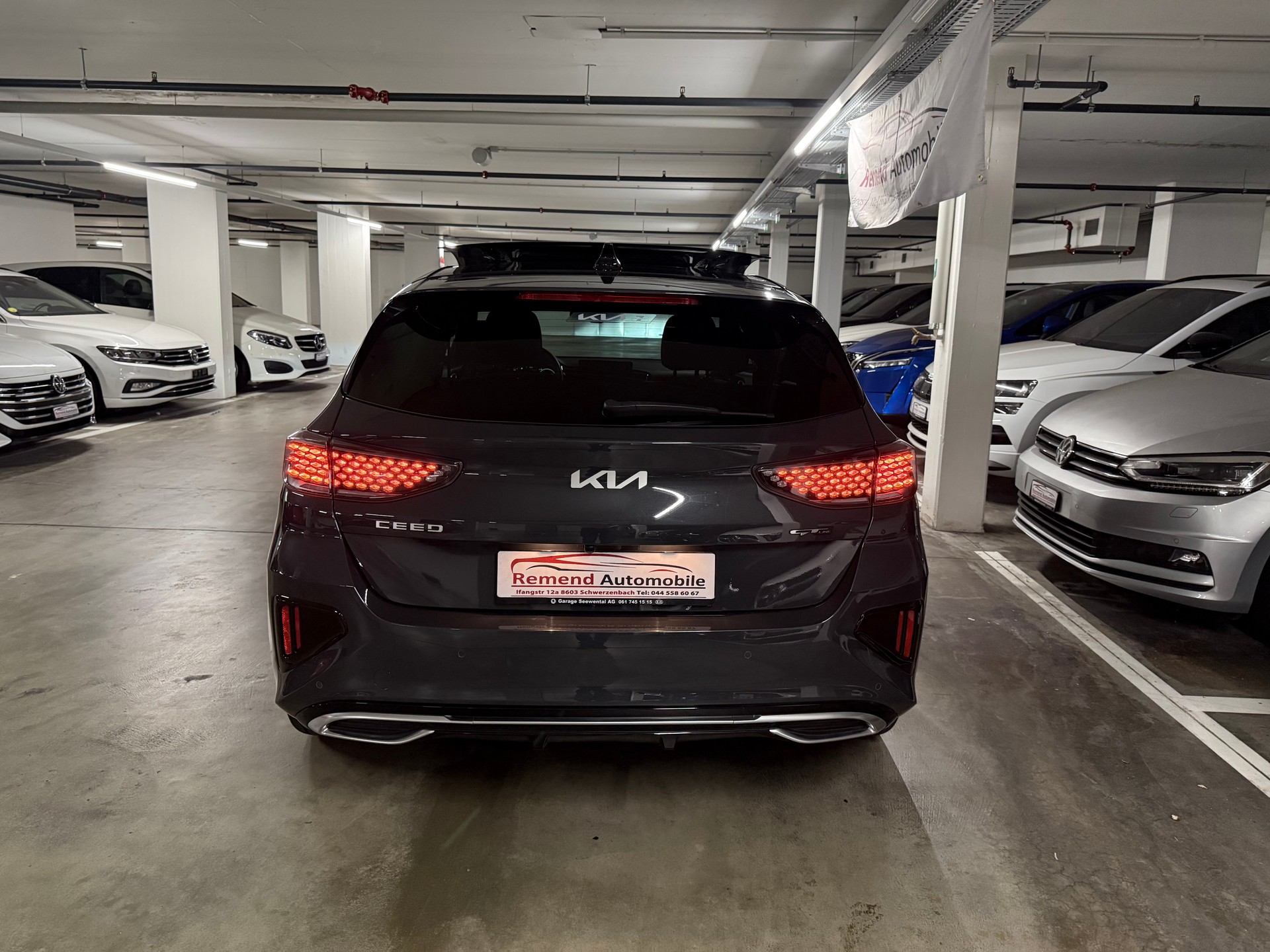 KIA Ceed 1.5 T-GDi Power DCT GT line Werksgarantie, Panorama, RF- Kamera-image-6
