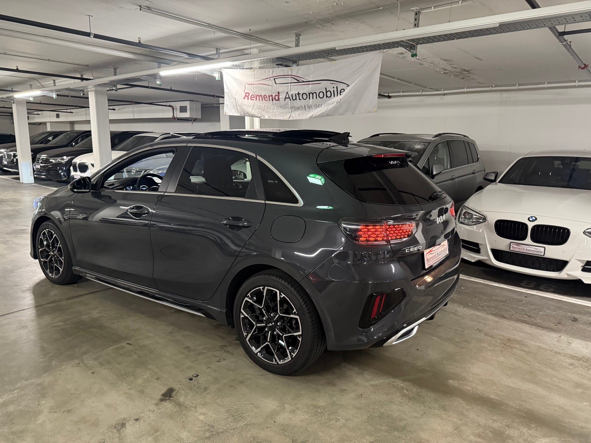 KIA Ceed 1.5 T-GDi Power DCT GT line Werksgarantie, Panorama, RF- Kamera-image-5