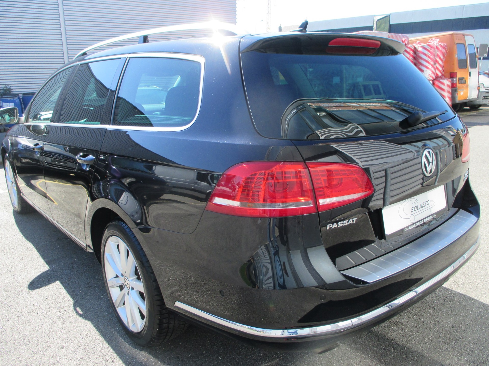 VW Passat Variant 2.0 TDI BMT Highline 4MDSG-image-6