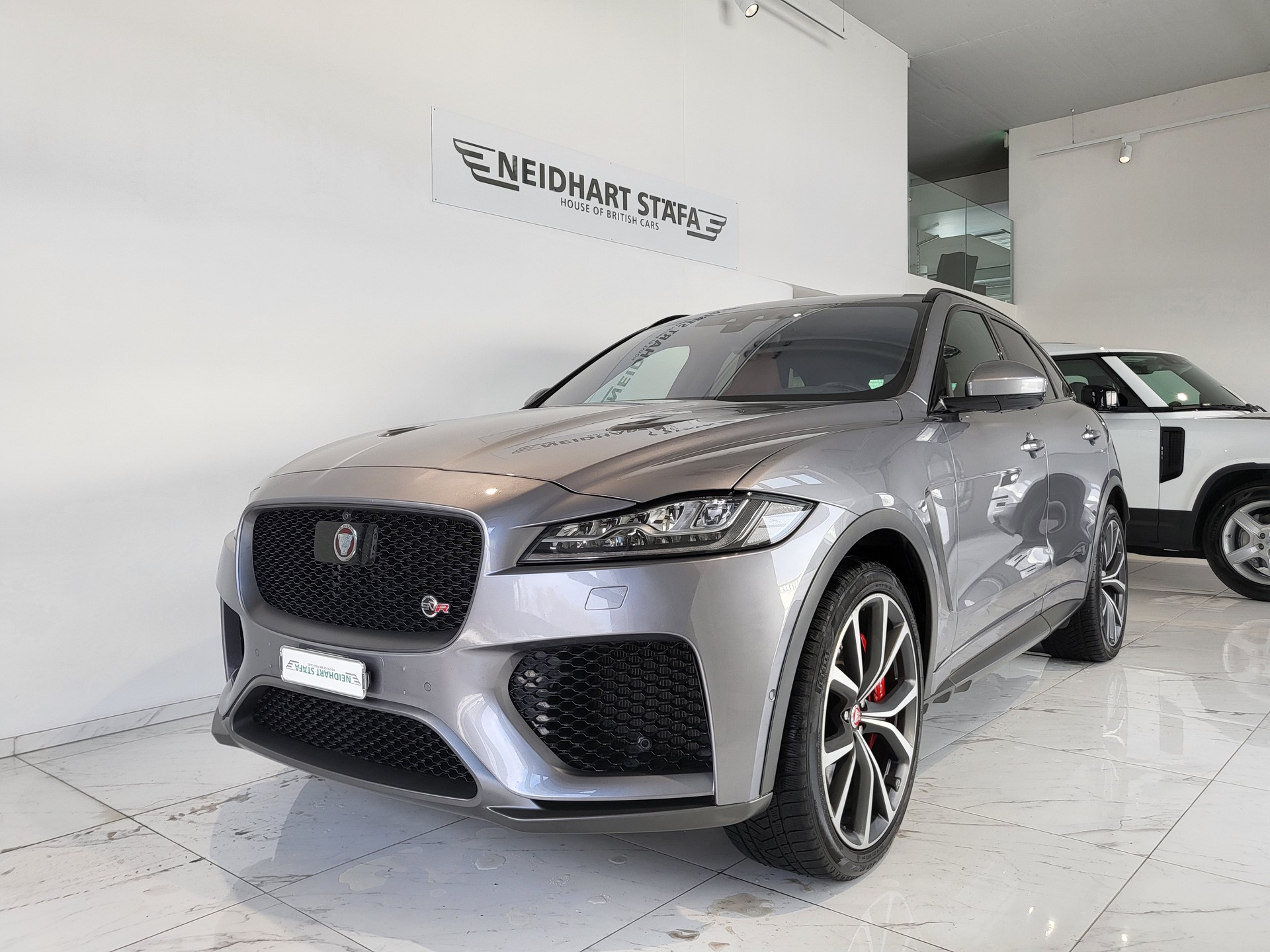 JAGUAR F-Pace 5.0 V8 SVR AWD Automatik-image-0