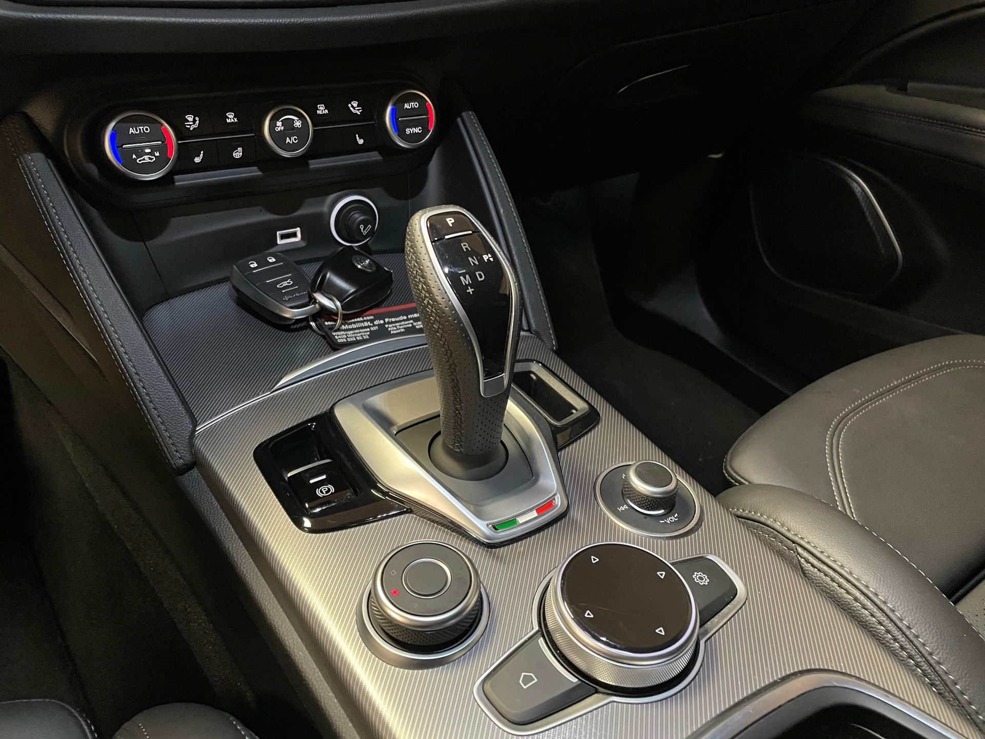 ALFA ROMEO STELVIO 2.0 MA 280 AT Q4 Ve-image-15