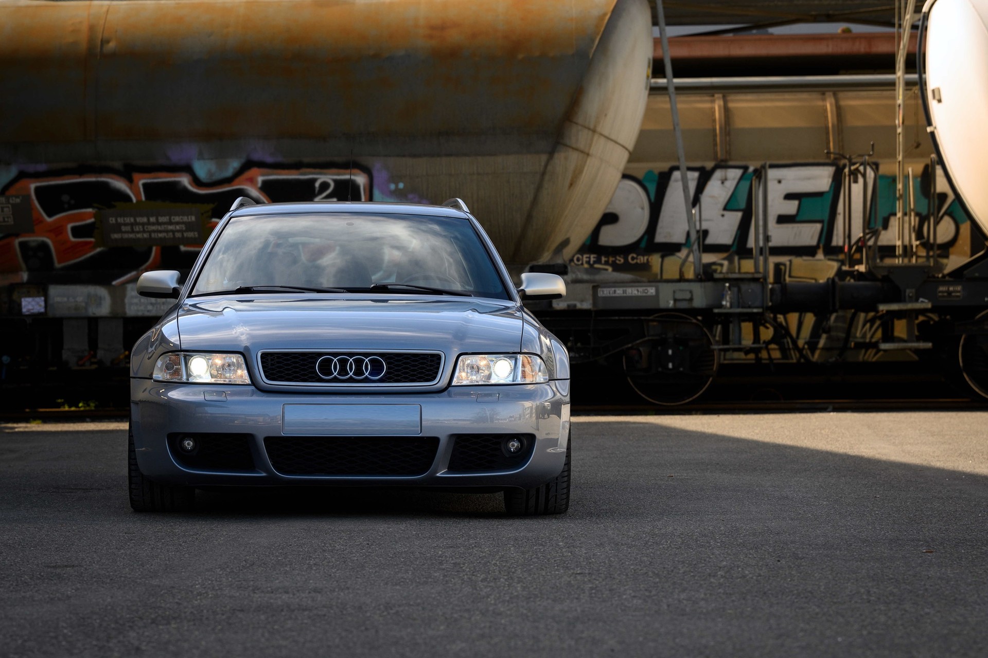 AUDI RS4 B5-image-3