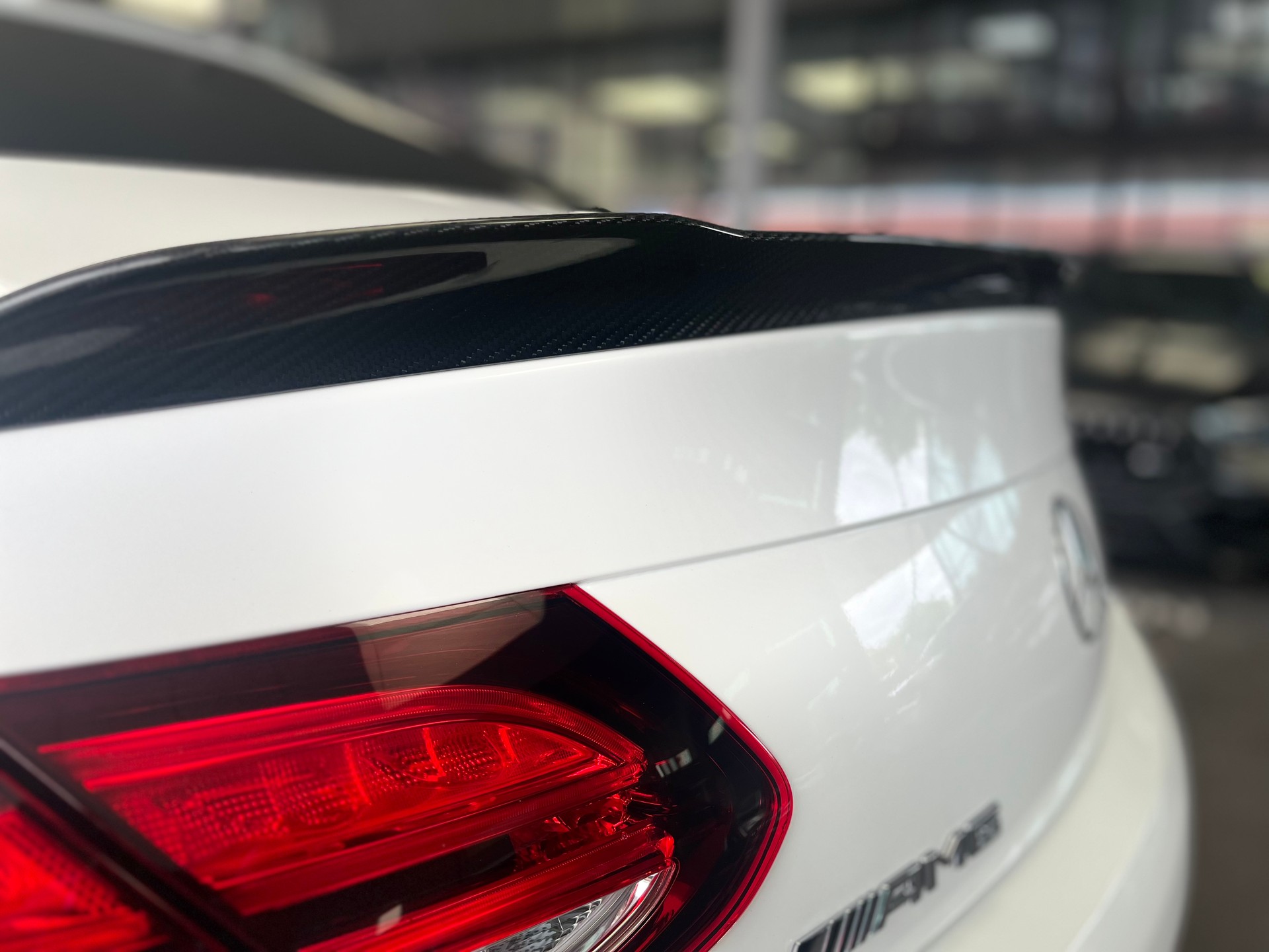 MERCEDES-BENZ C 63 S AMG Premium + 9G-tronic-image-9