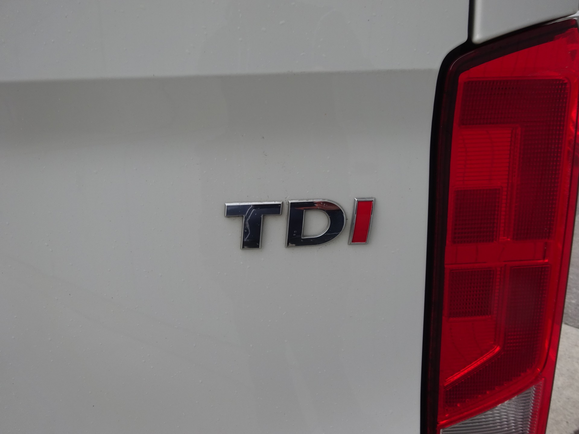 VW Crafter 35 2.0 TDI L4-image-4