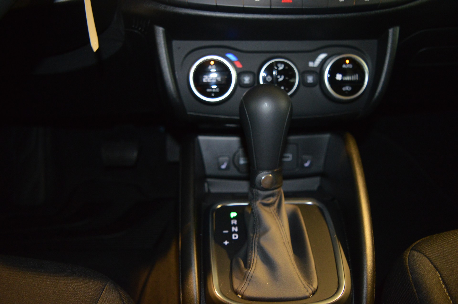 FIAT Tipo 1.5 Hybrid Station Wagon Swiss Edition-image-19
