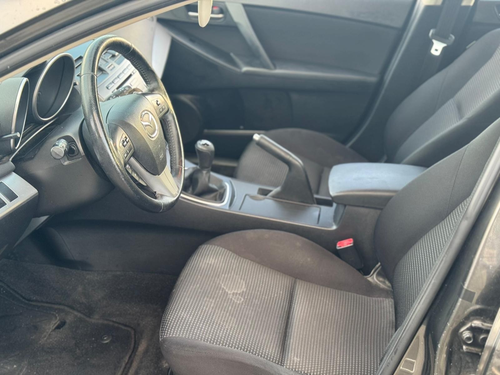 MAZDA 3 2.2 16V CD Exclusive+-image-4