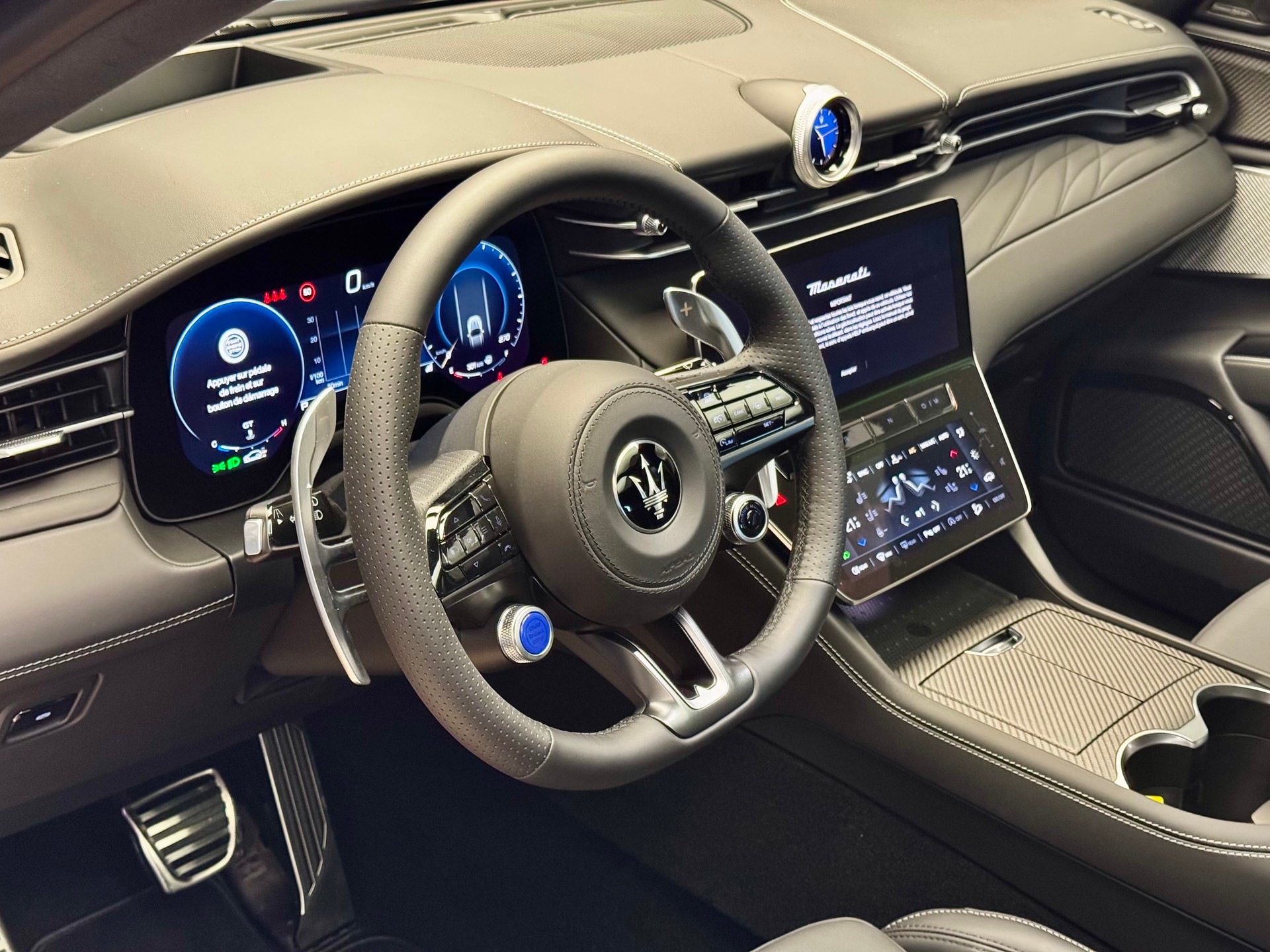 MASERATI Grecale 2.0 MHEV Modena Hybrid Automatica-image-10