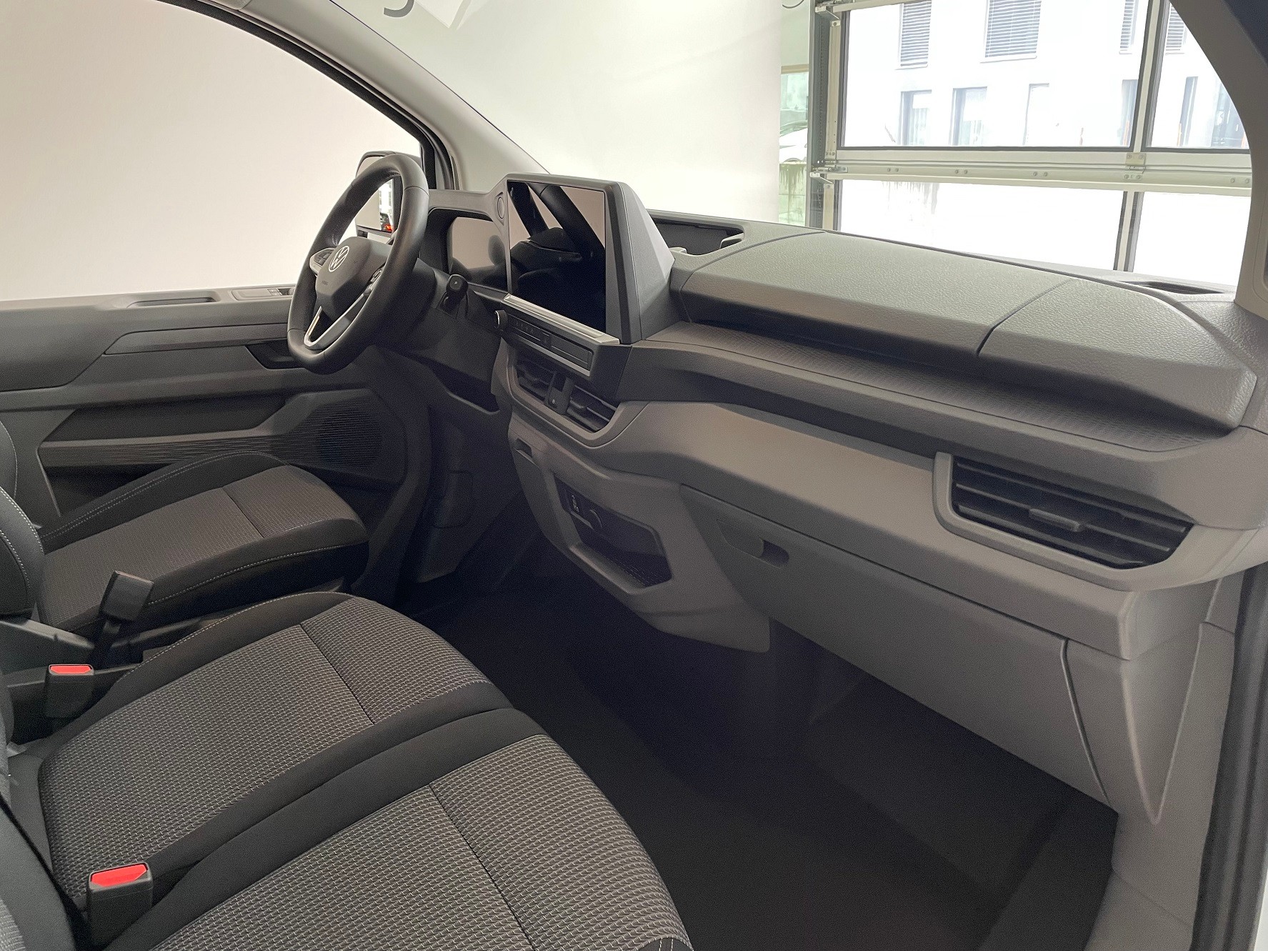 VW Transporter 2.0 TDI Automat-image-9