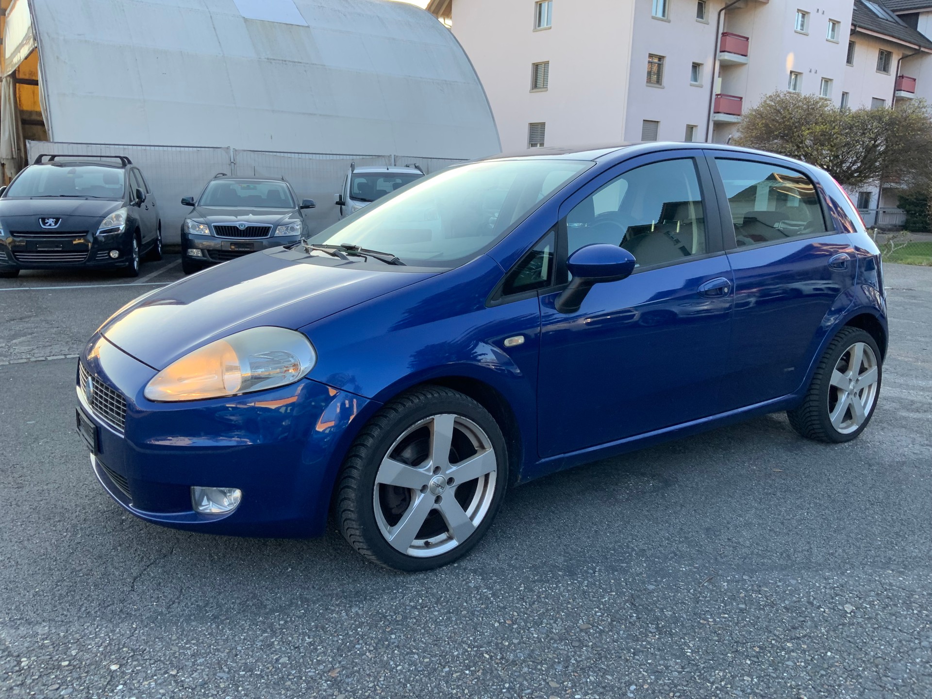 FIAT Punto 1.9 JTD Emotion-image-1