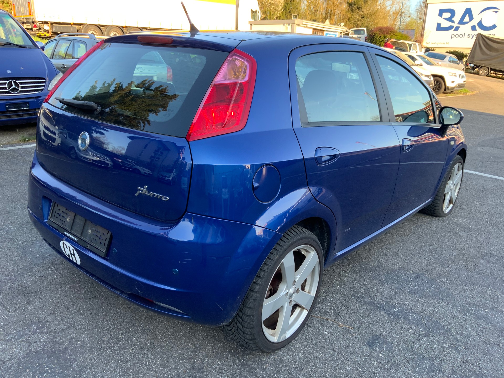 FIAT Punto 1.9 JTD Emotion-image-3