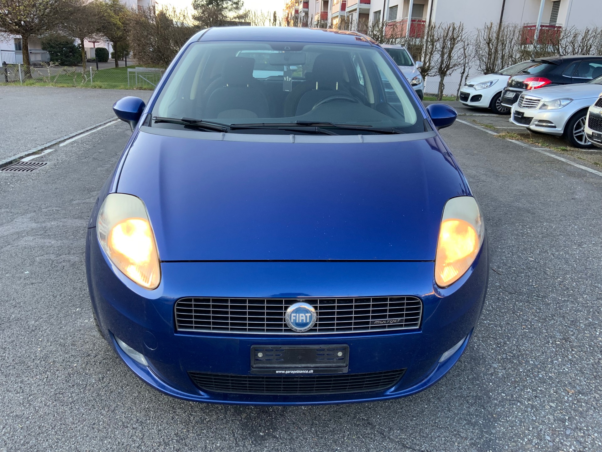 FIAT Punto 1.9 JTD Emotion-image-0