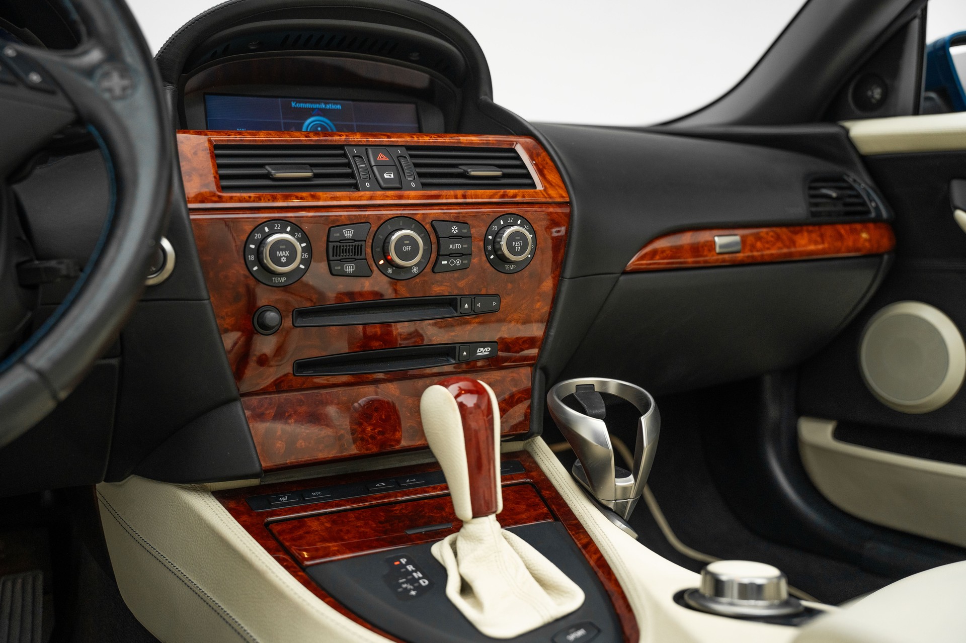 BMW-ALPINA B6 4.4 V8 Cabrio-image-30