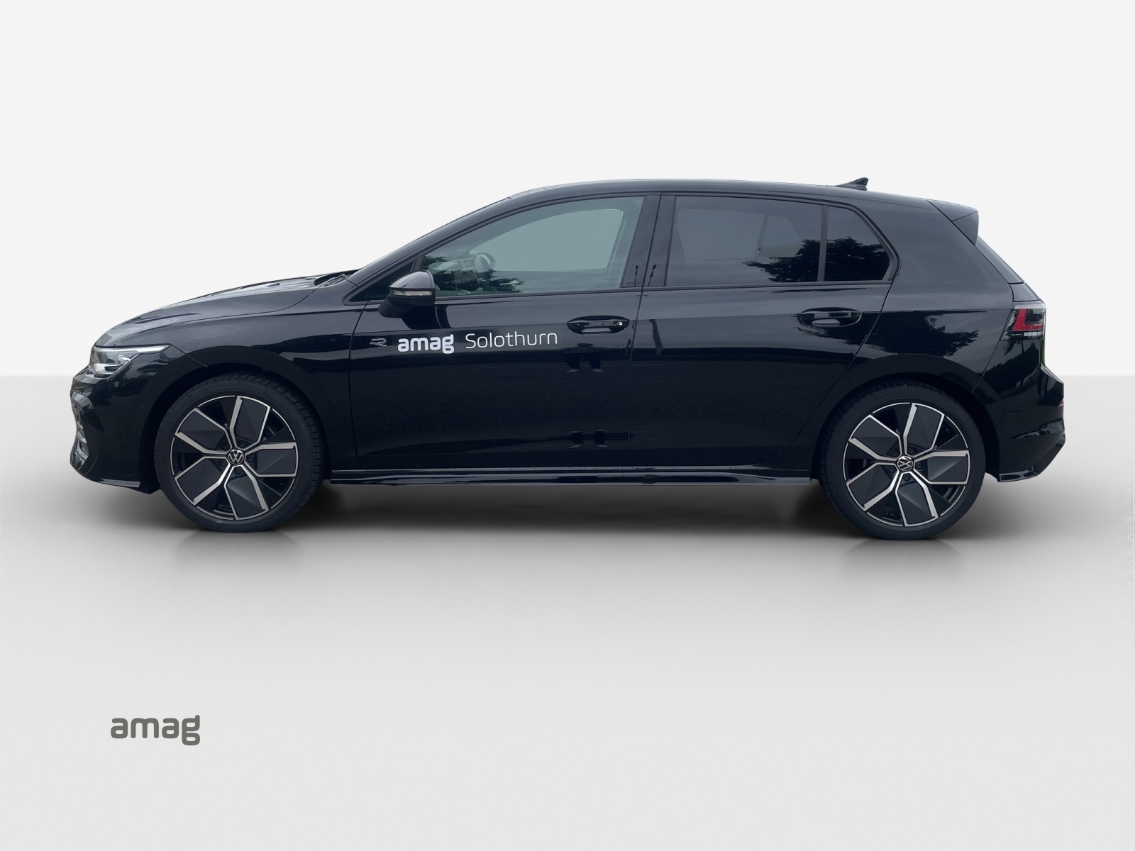 VW Golf 1.5 e TSI mHEV R-Line DSG-image-1