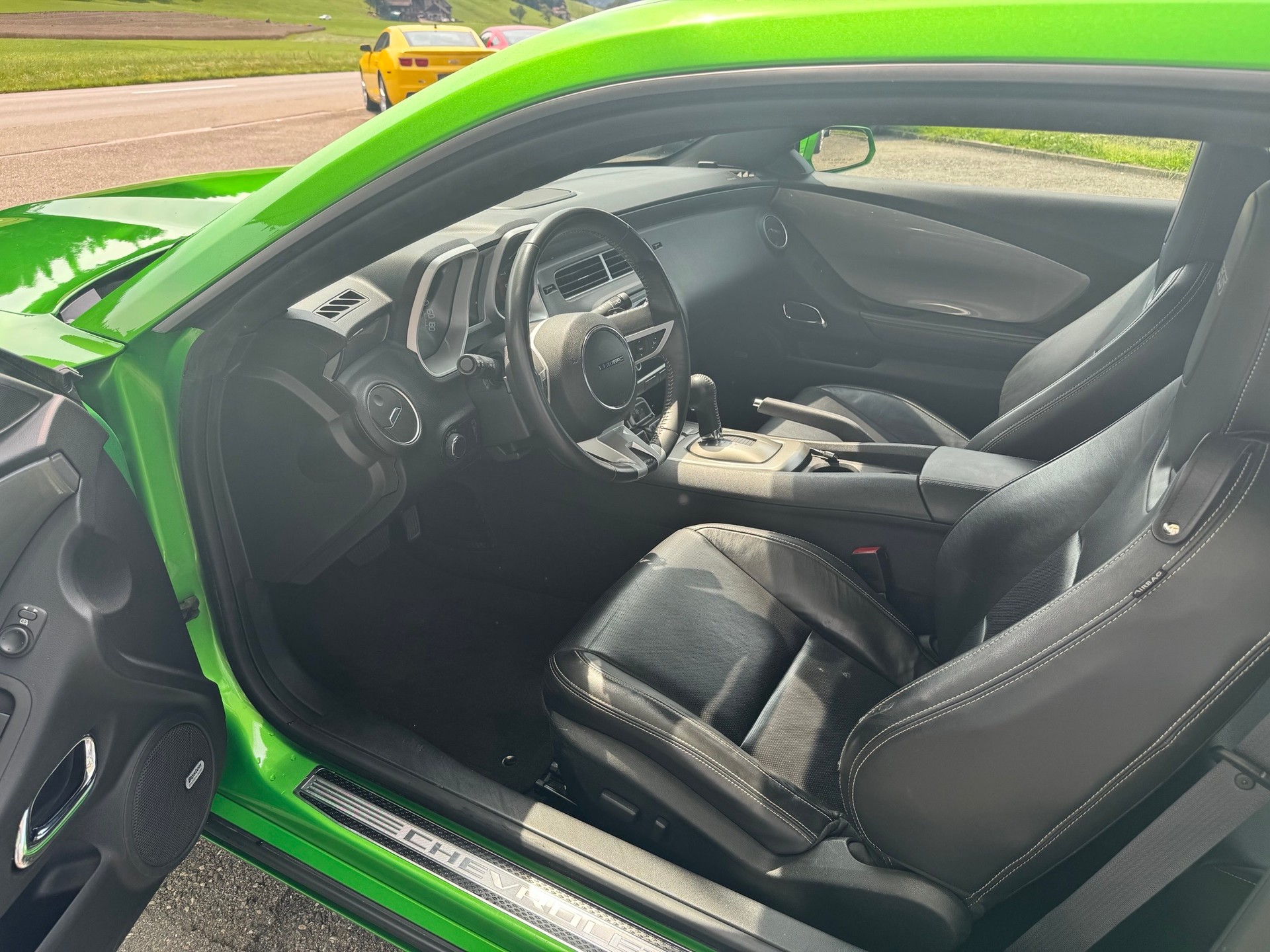 CHEVROLET Camaro SS V8 Automat Synergy Green Edition-image-6