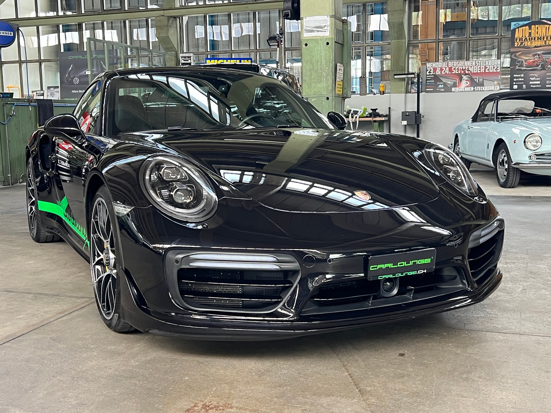 PORSCHE 911 Turbo S PDK / original Aerokit Turbo-image-15