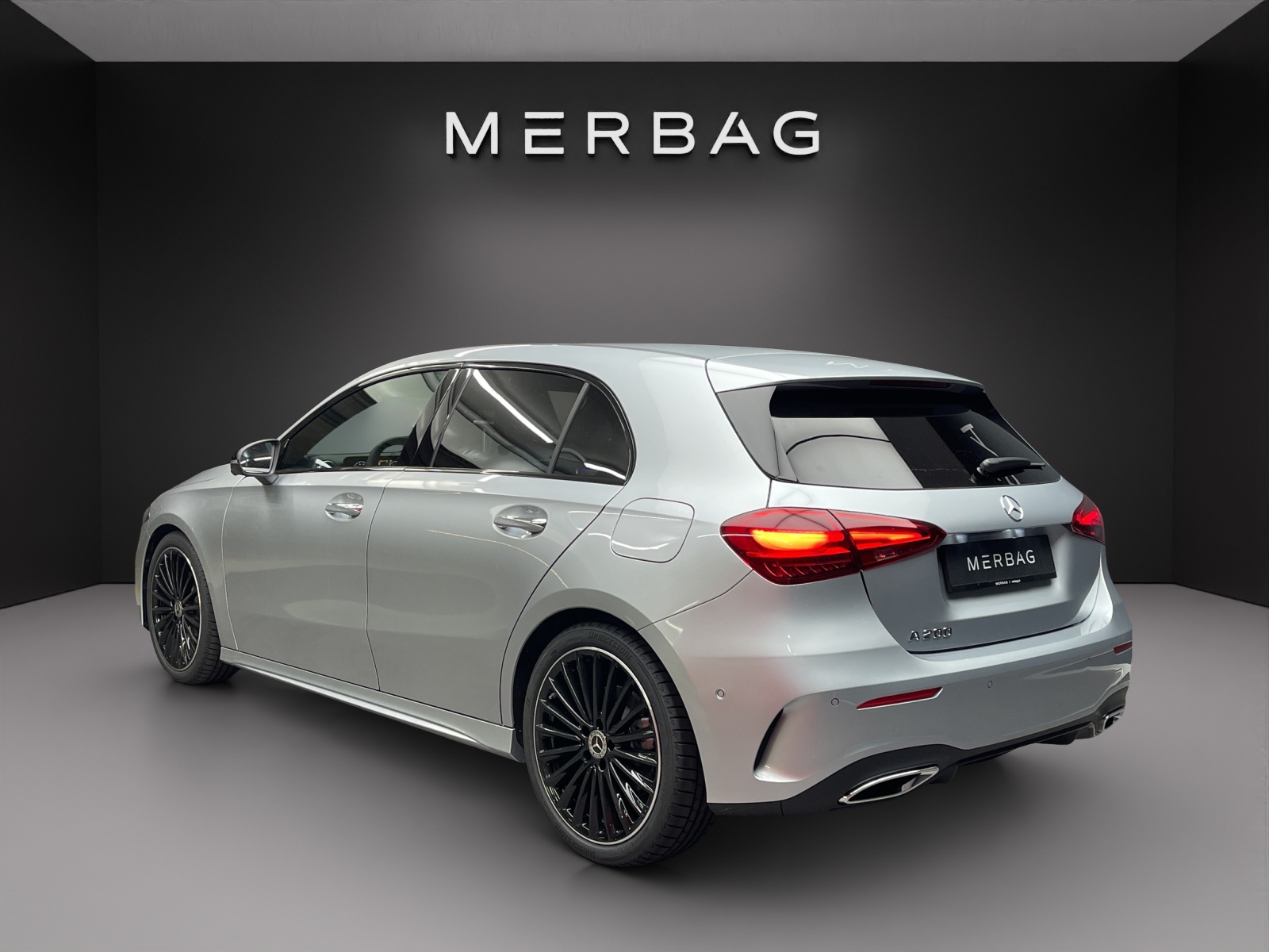 MERCEDES-BENZ A 200 Night Star 7G-DCT-image-3