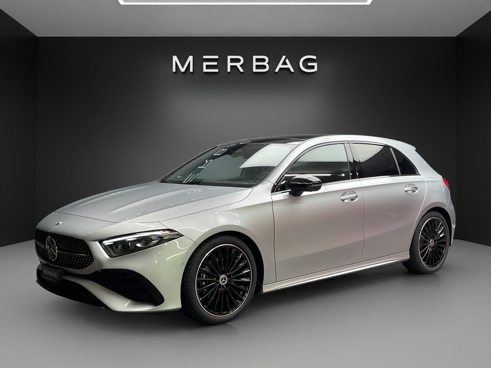 MERCEDES-BENZ A 200 Night Star 7G-DCT-image-0