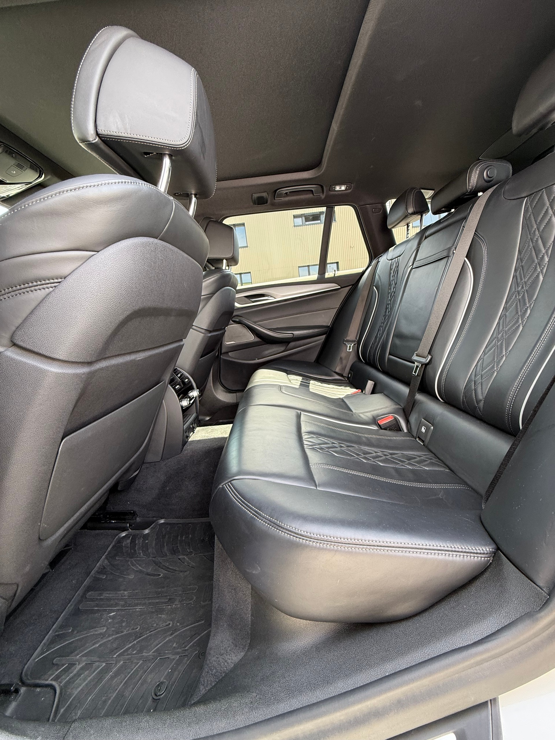 BMW 540d xDrive Touring Sport Line Steptronic-image-5