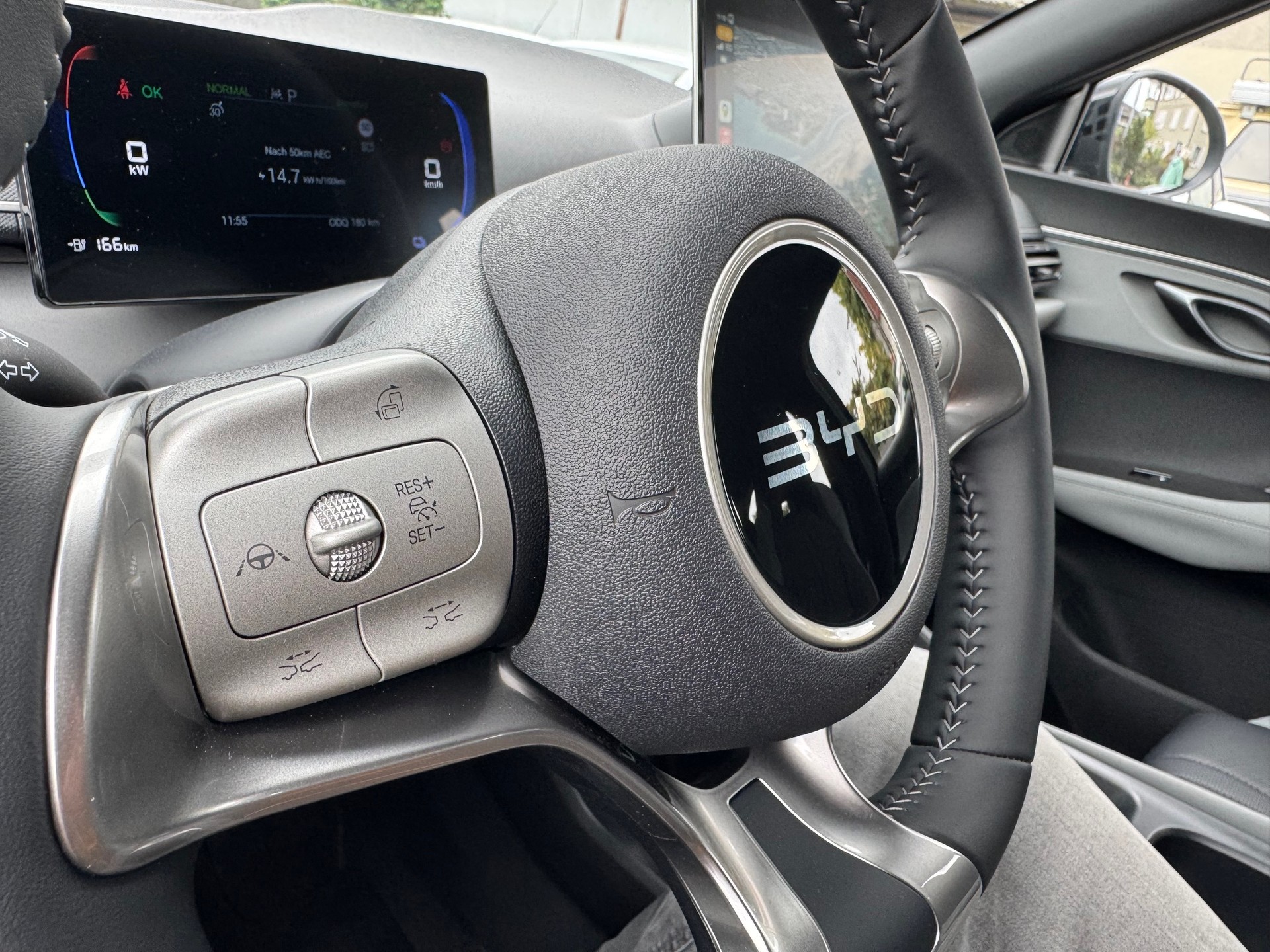 BYD Dolphin Surf 43 kWh Boost-image-27