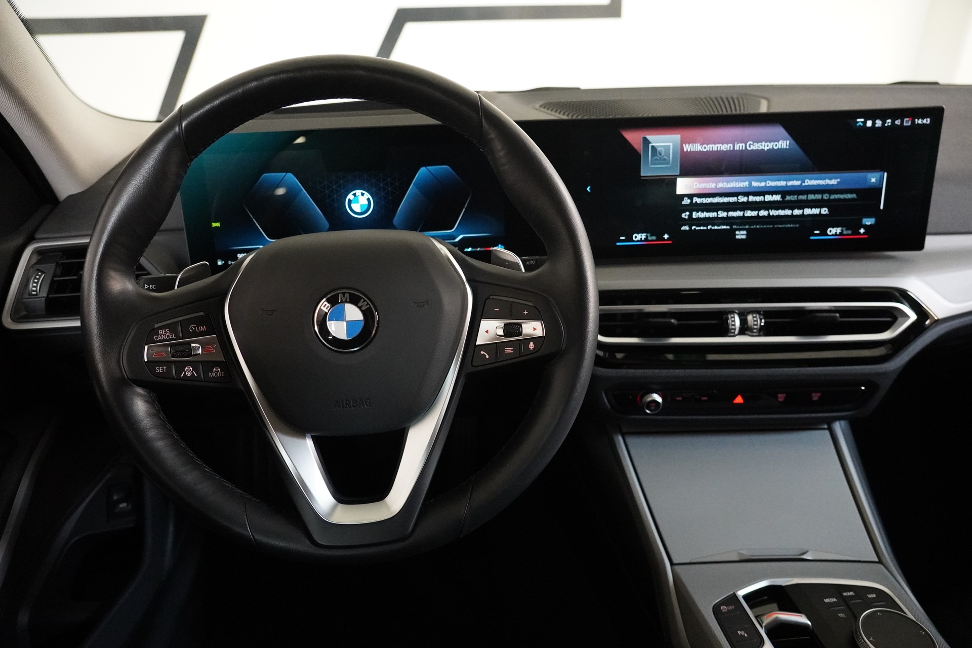 BMW 320d xDrive 48V Touring Steptronic-image-20