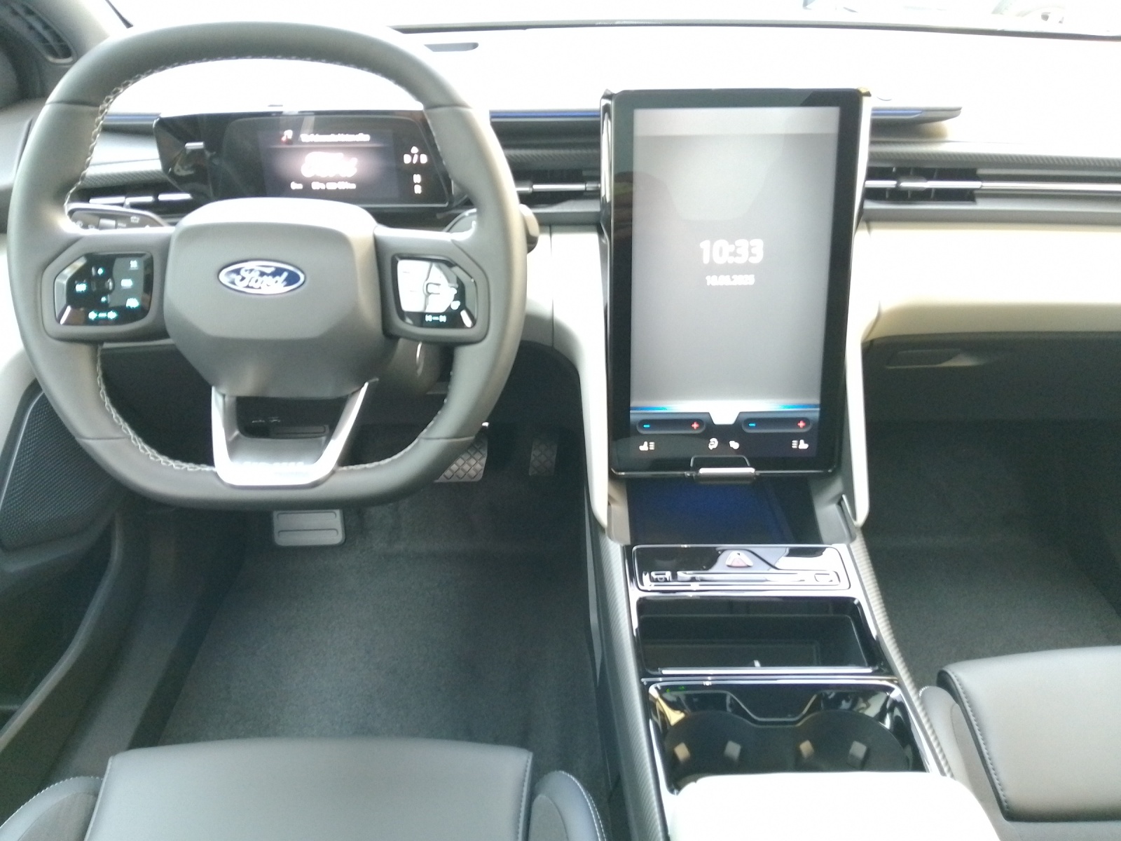FORD Explorer Extended Range Premium AWD-image-6