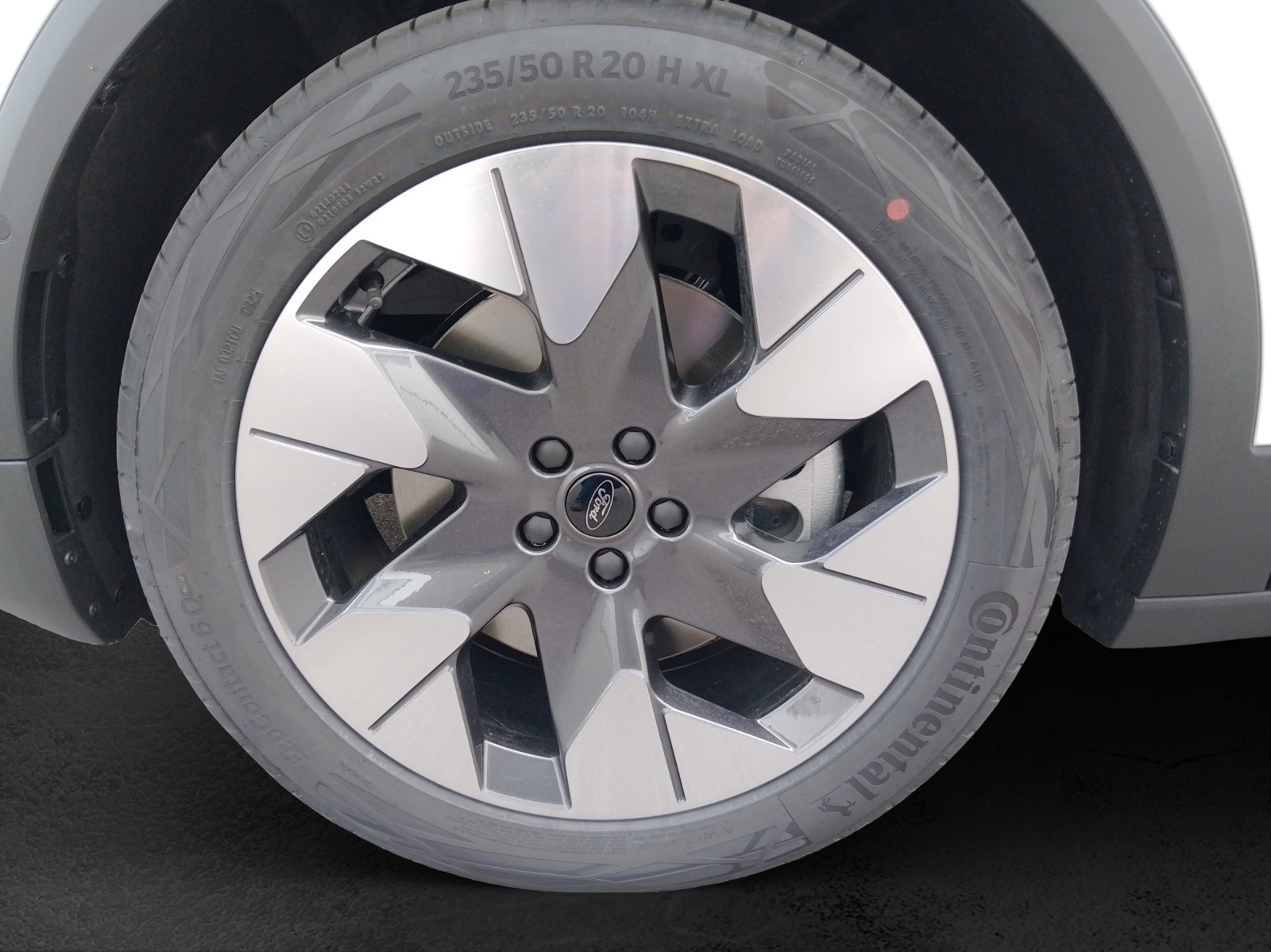 FORD Explorer Extended Range Premium AWD-image-14
