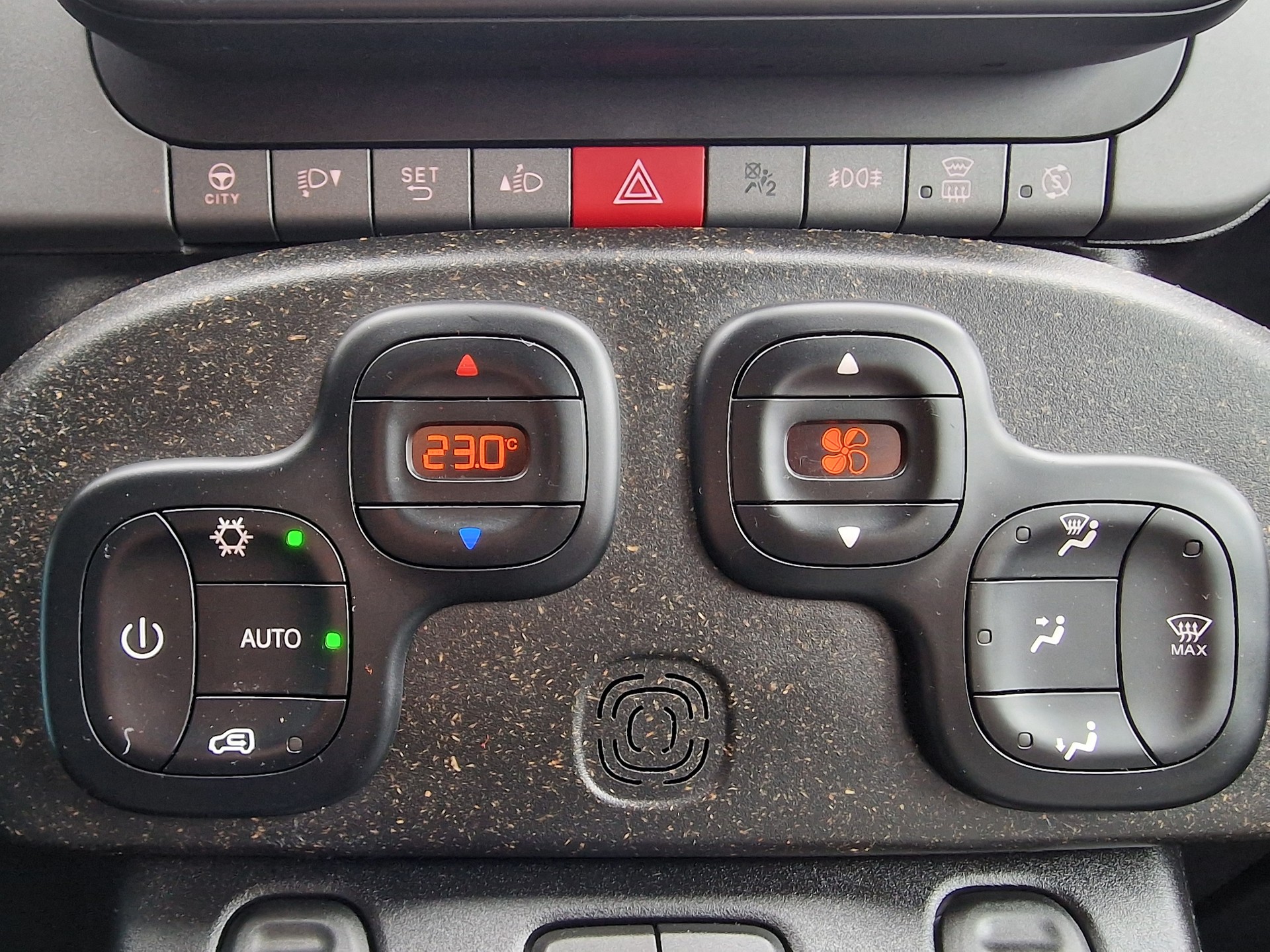 FIAT Panda 0.9 Twinair Turbo Cross 4x4-image-12