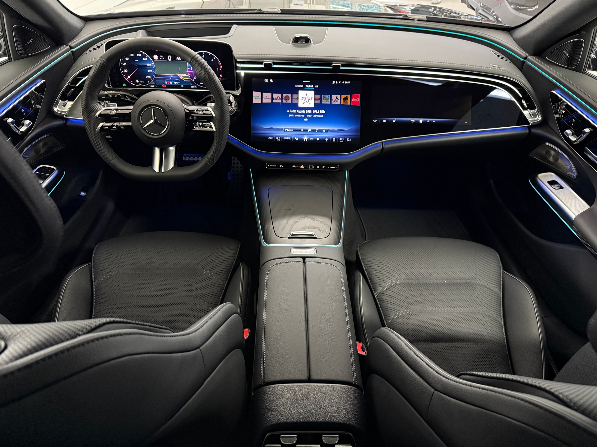 MERCEDES-BENZ E 220 d 4MATIC T-Modell-image-7