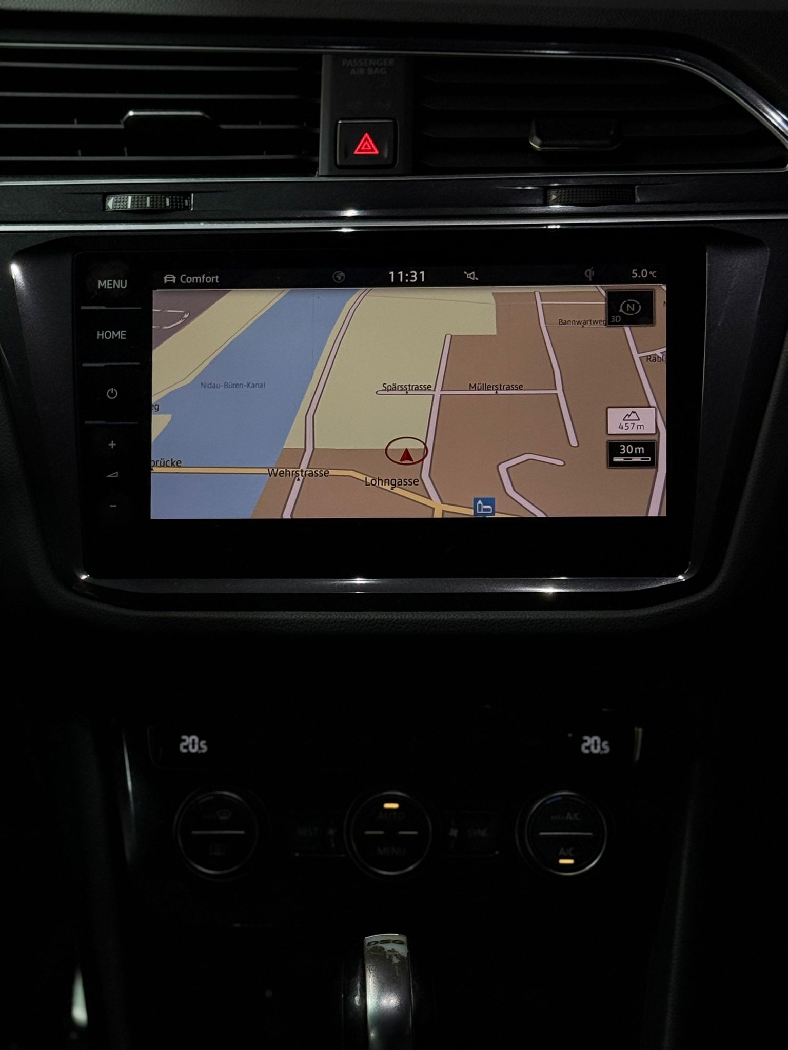 VW Tiguan 2.0 TDI R-Line Highline 4Motion DSG/ 240 PS / Anhängerkupplung-image-11