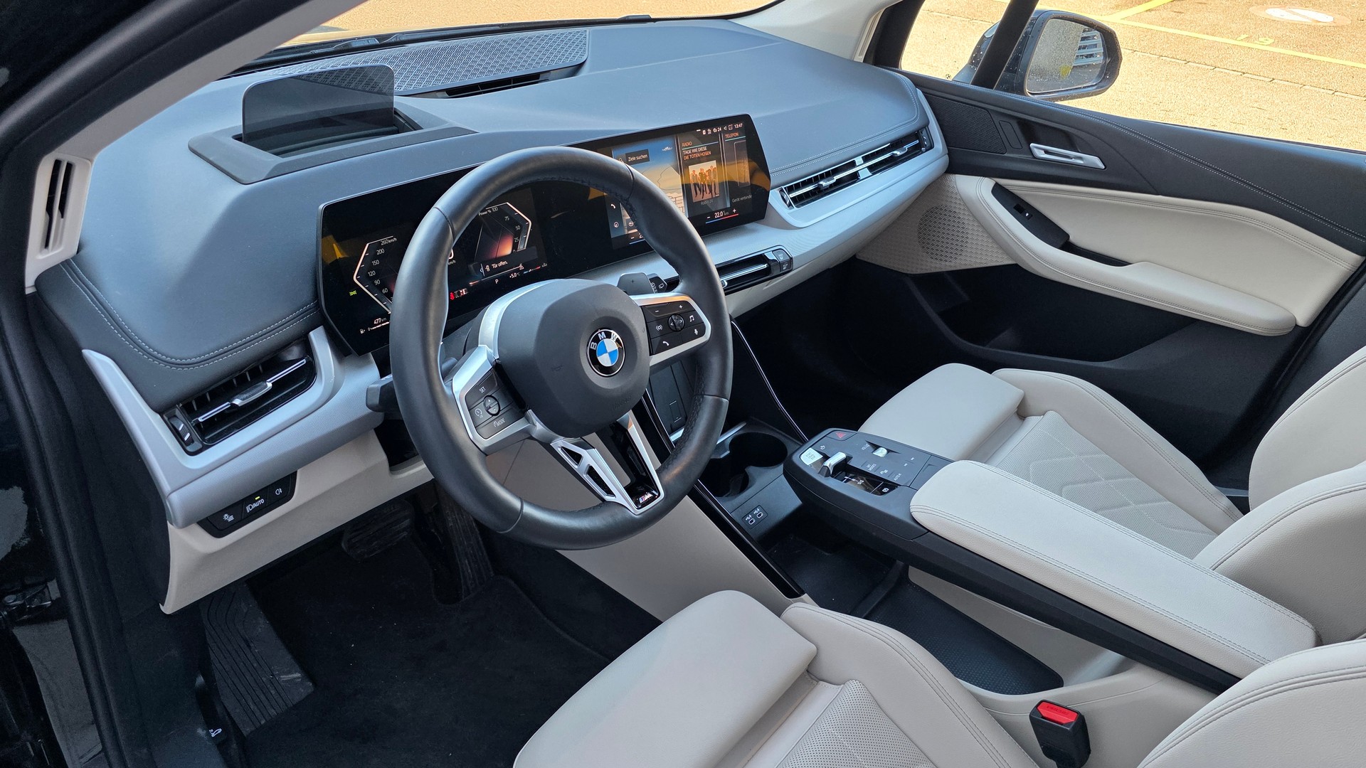 BMW 223i Active Tourer xDrive DKG-image-14