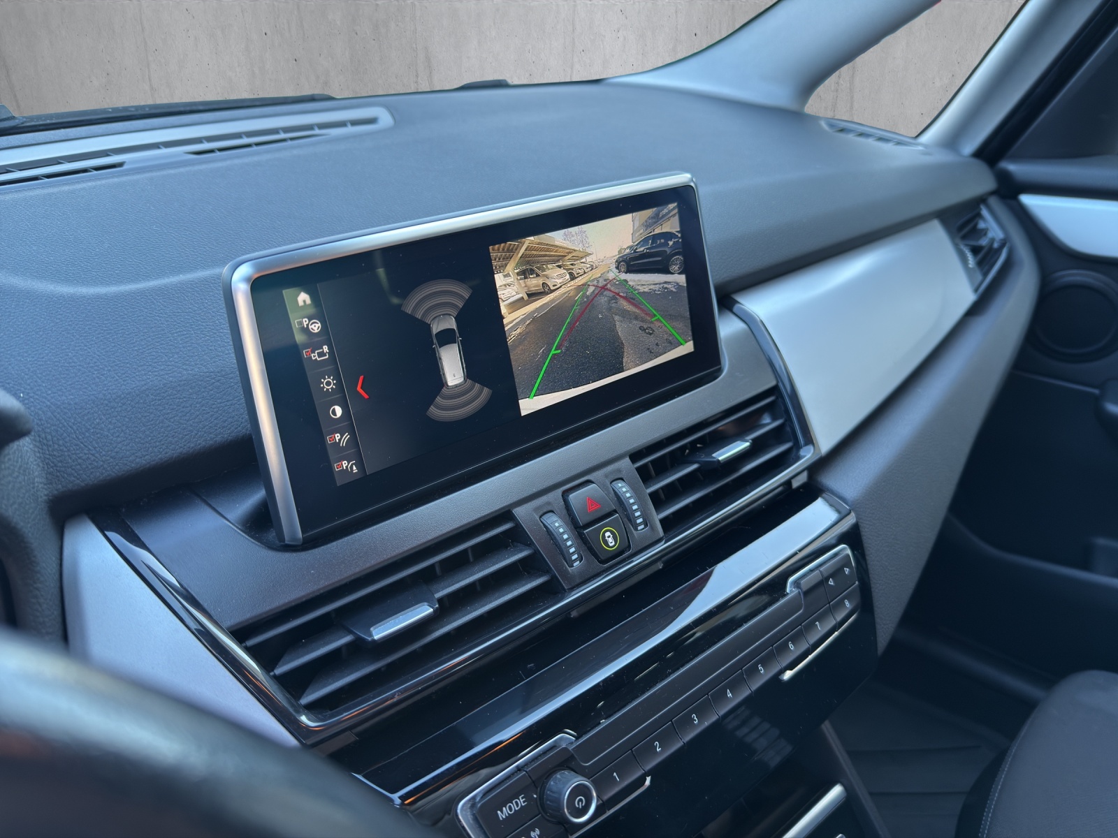 BMW 220d xDrive Gran Tourer Steptronic Sport Line-image-13
