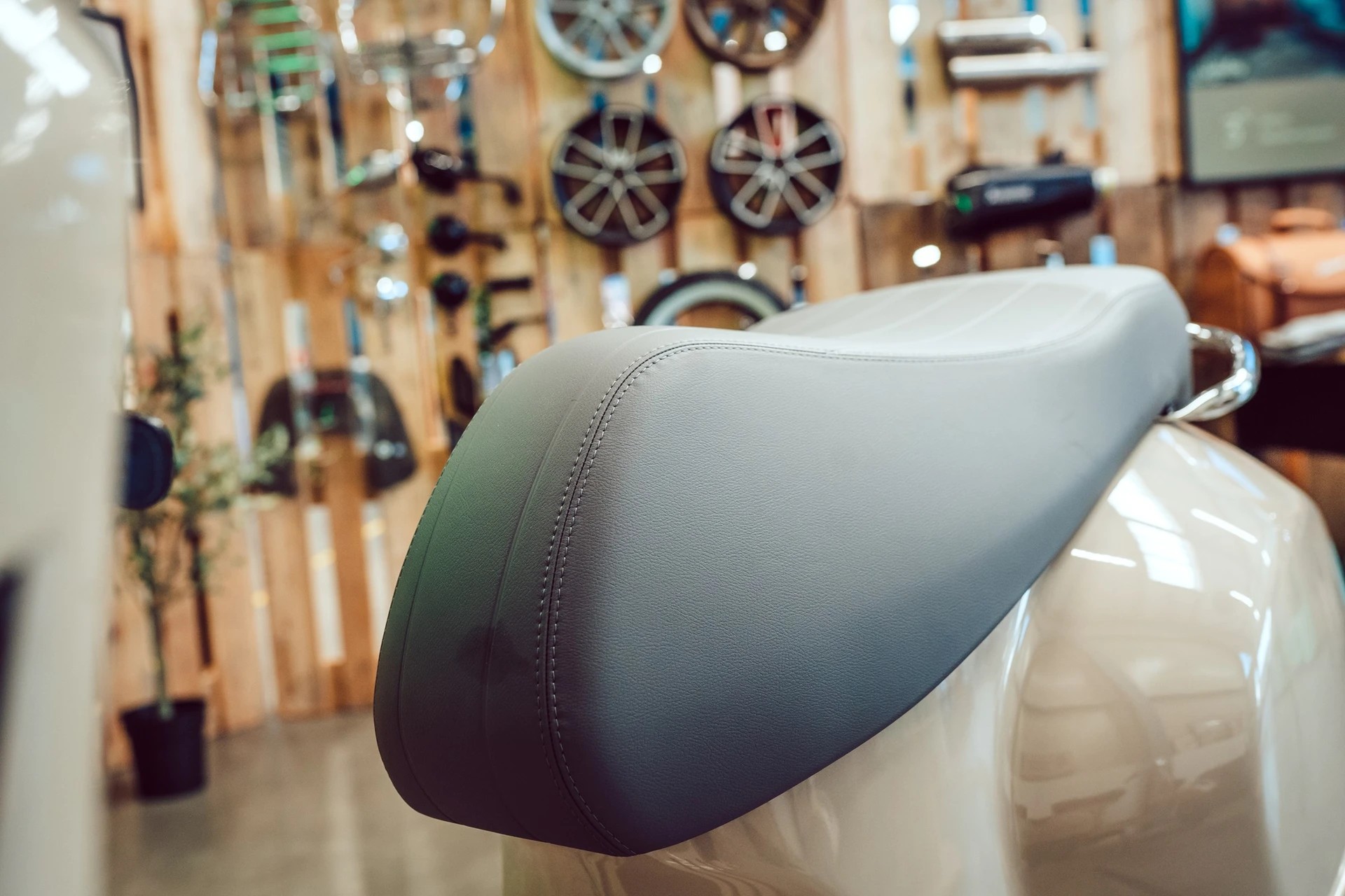 PIAGGIO Vespa GTS 310 RST E5+-image-12