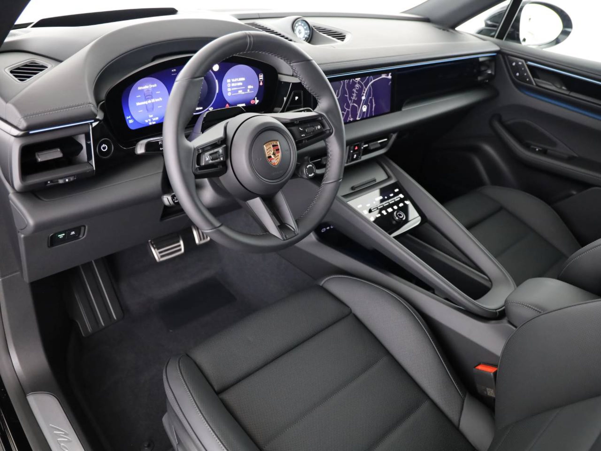PORSCHE Macan 4S-image-4