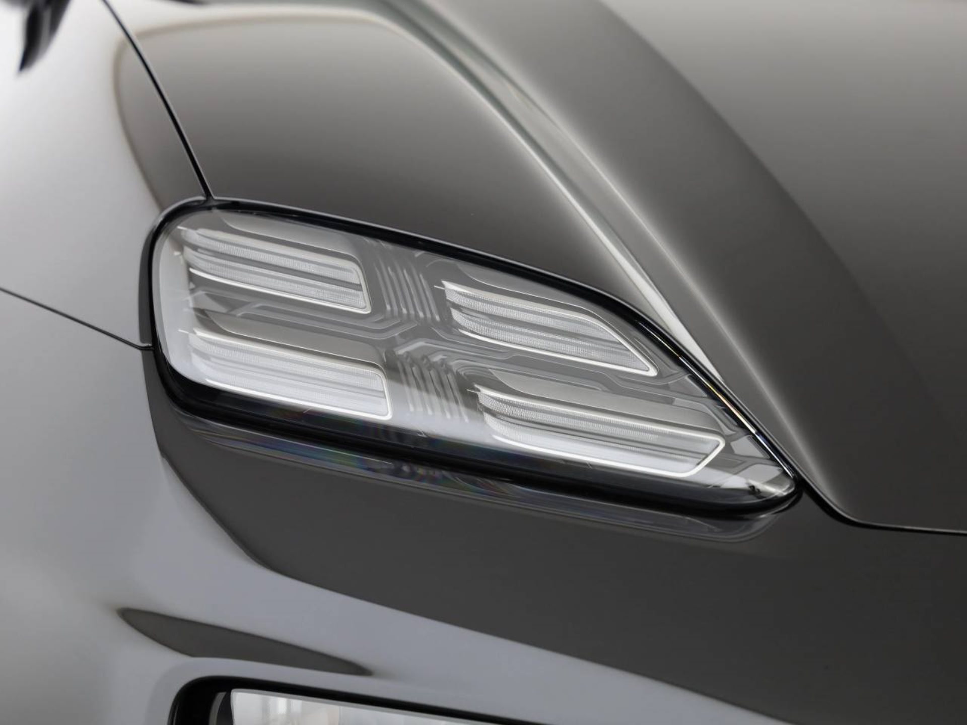 PORSCHE Macan 4S-image-8