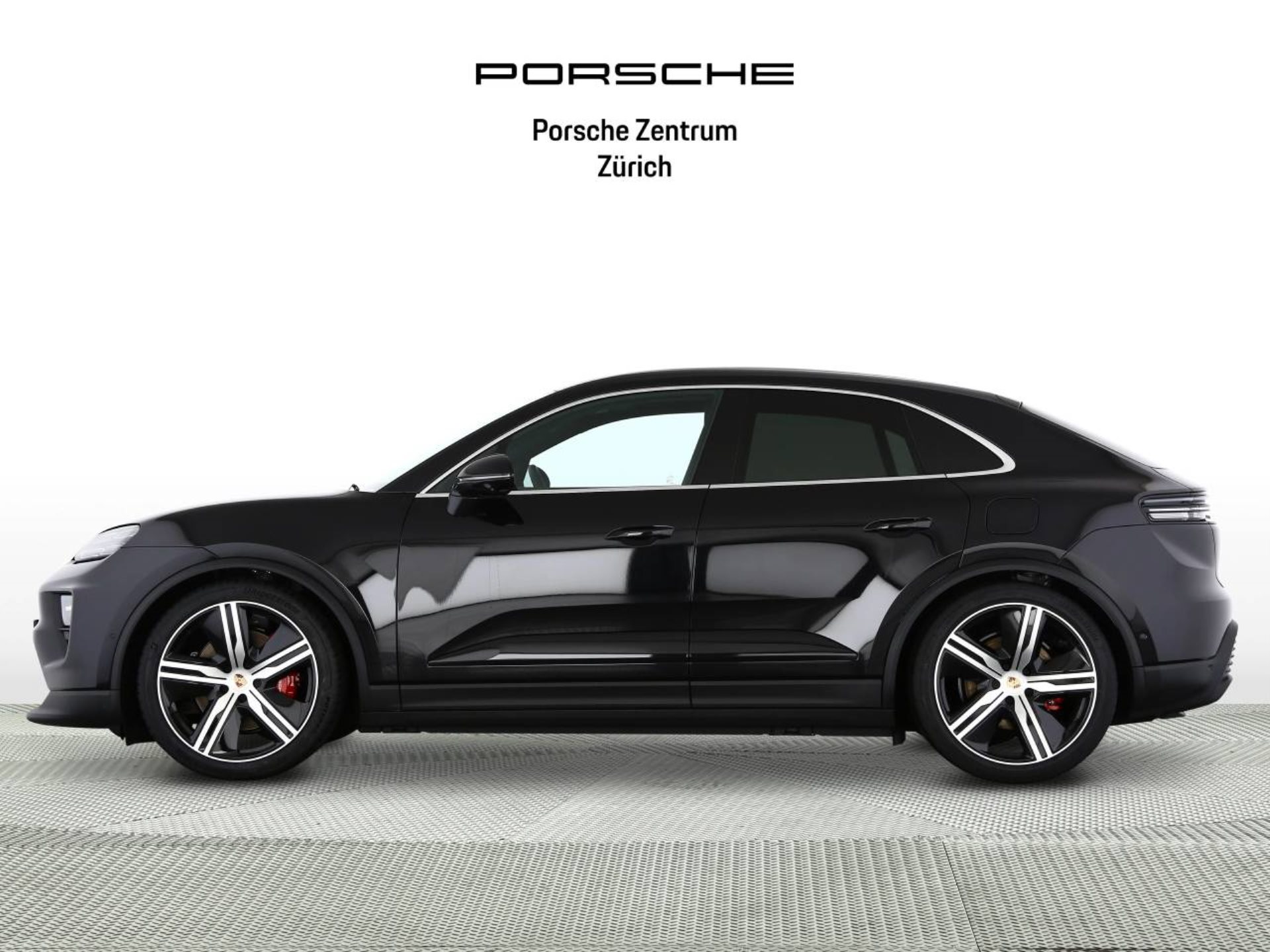 PORSCHE Macan 4S-image-1