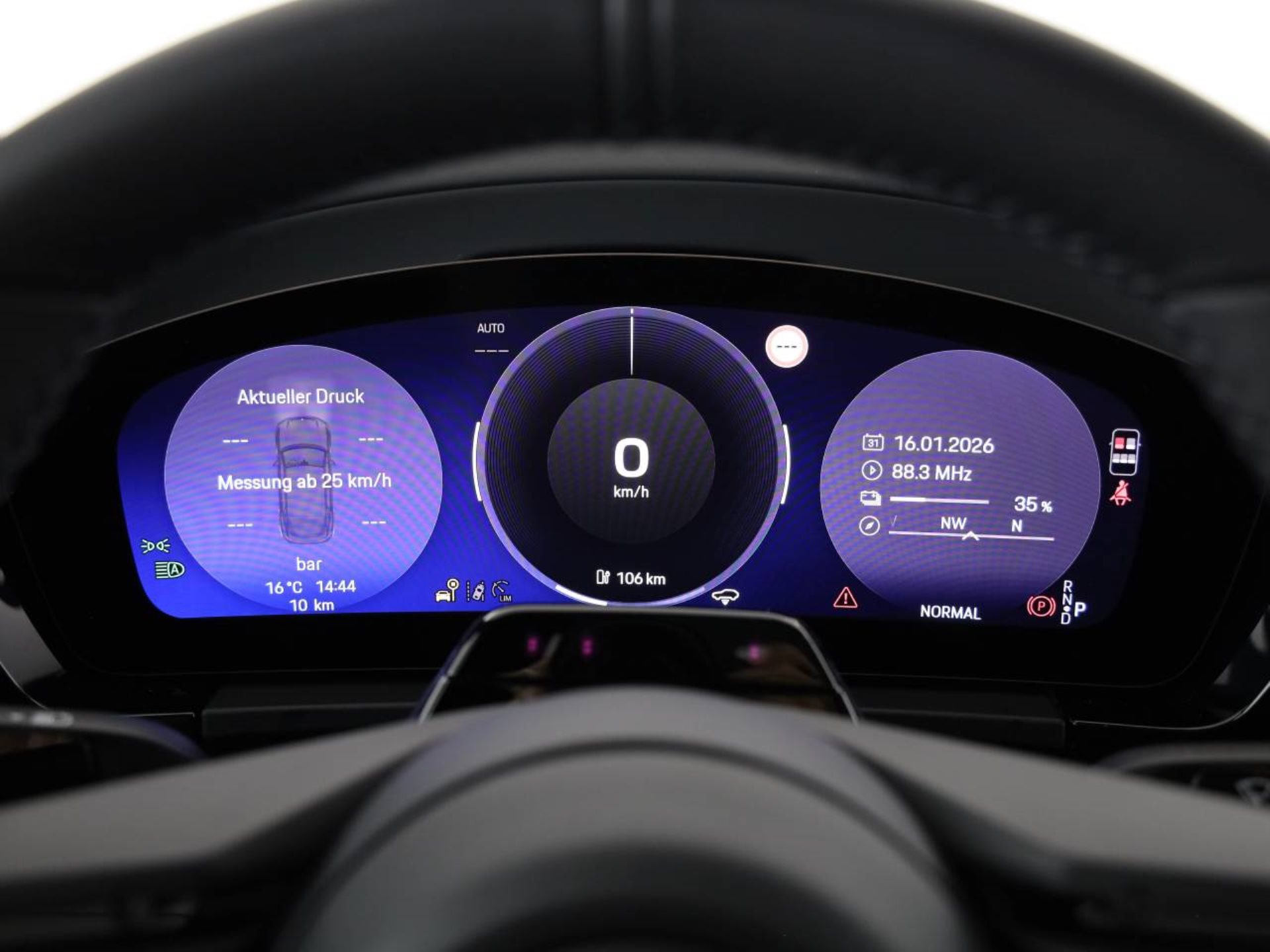 PORSCHE Macan 4S-image-12
