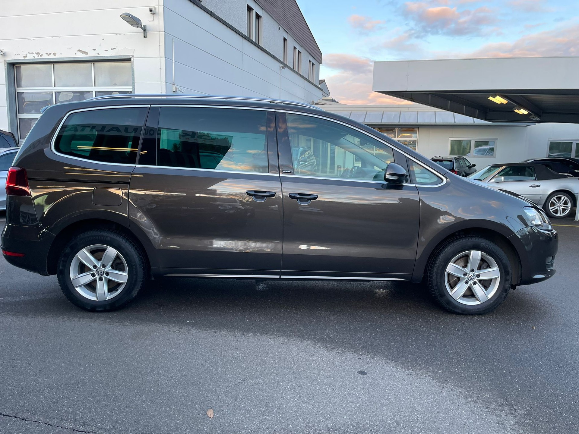 VW Sharan 2.0 TDI BMT Comfortline 4Motion DSG-image-3