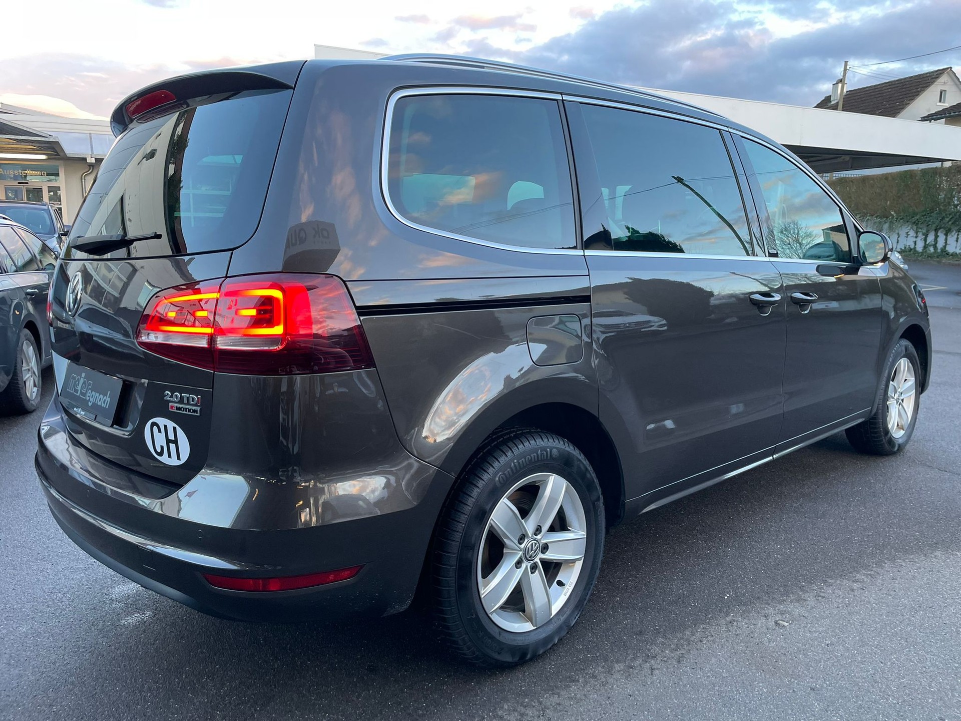VW Sharan 2.0 TDI BMT Comfortline 4Motion DSG-image-5