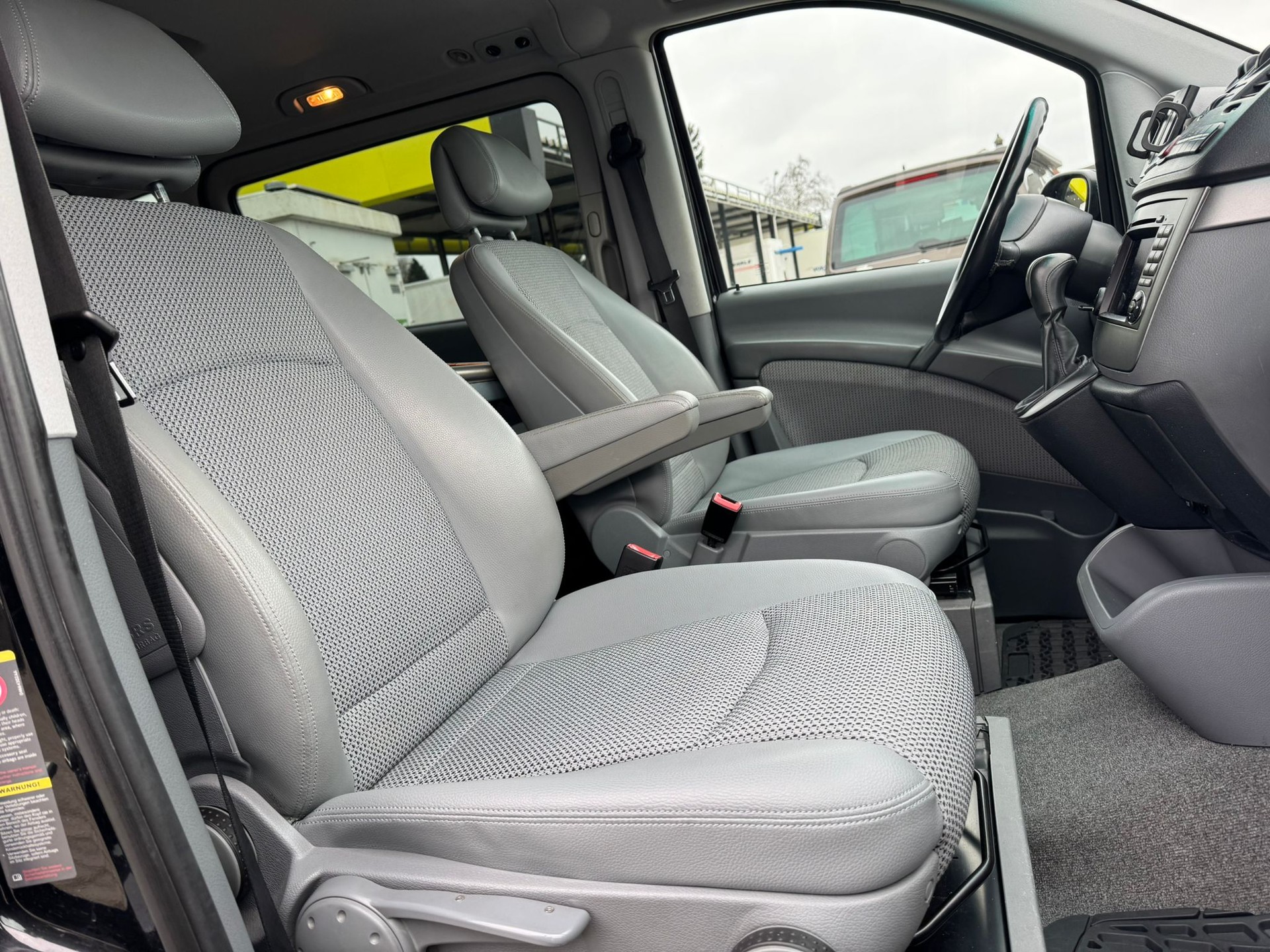 MERCEDES-BENZ Viano 2.2 CDI Trend-image-12